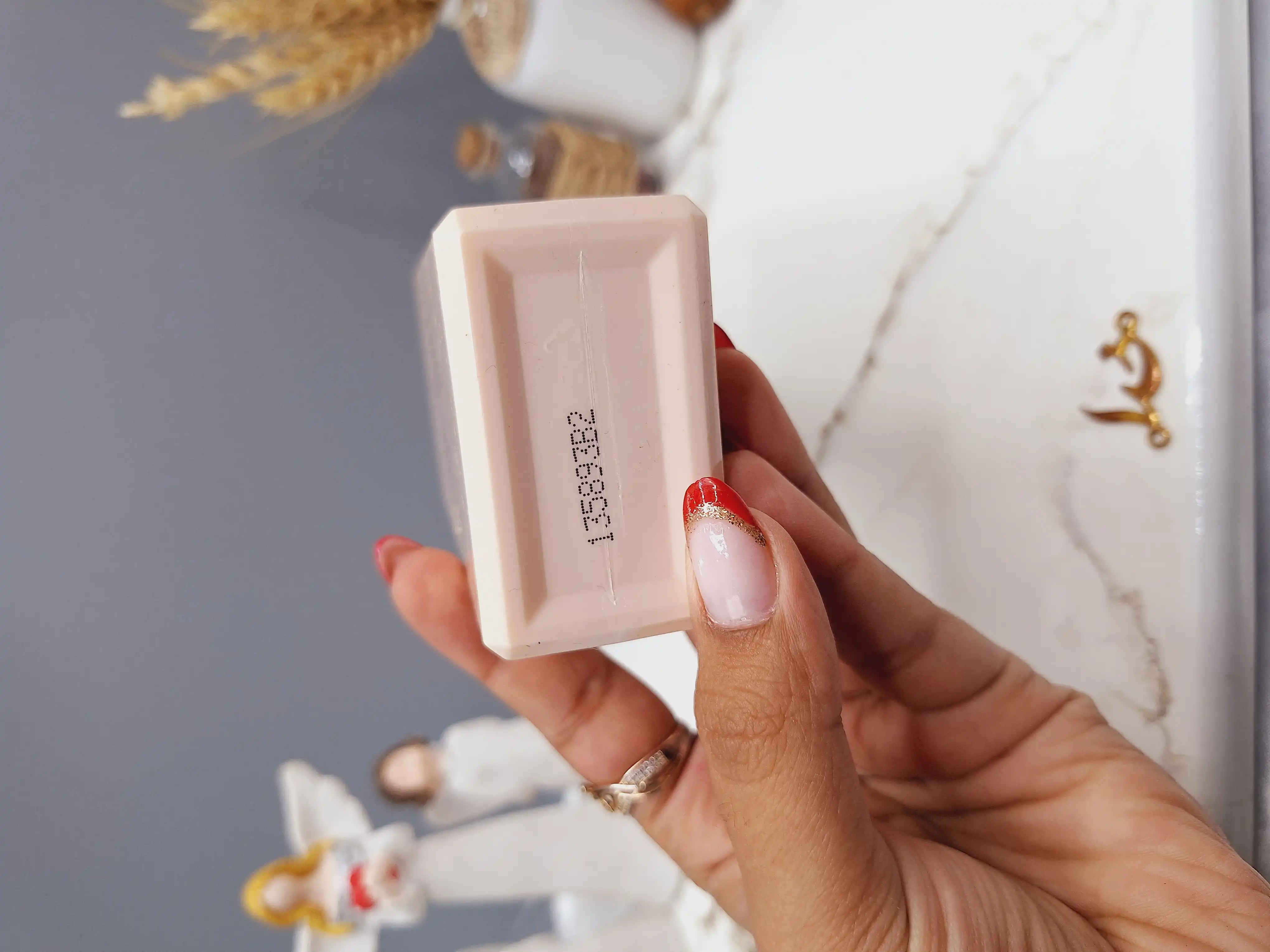 لوسیون بدن عطری برند ویکتوریا سکرت BOMBSHELL BEACH