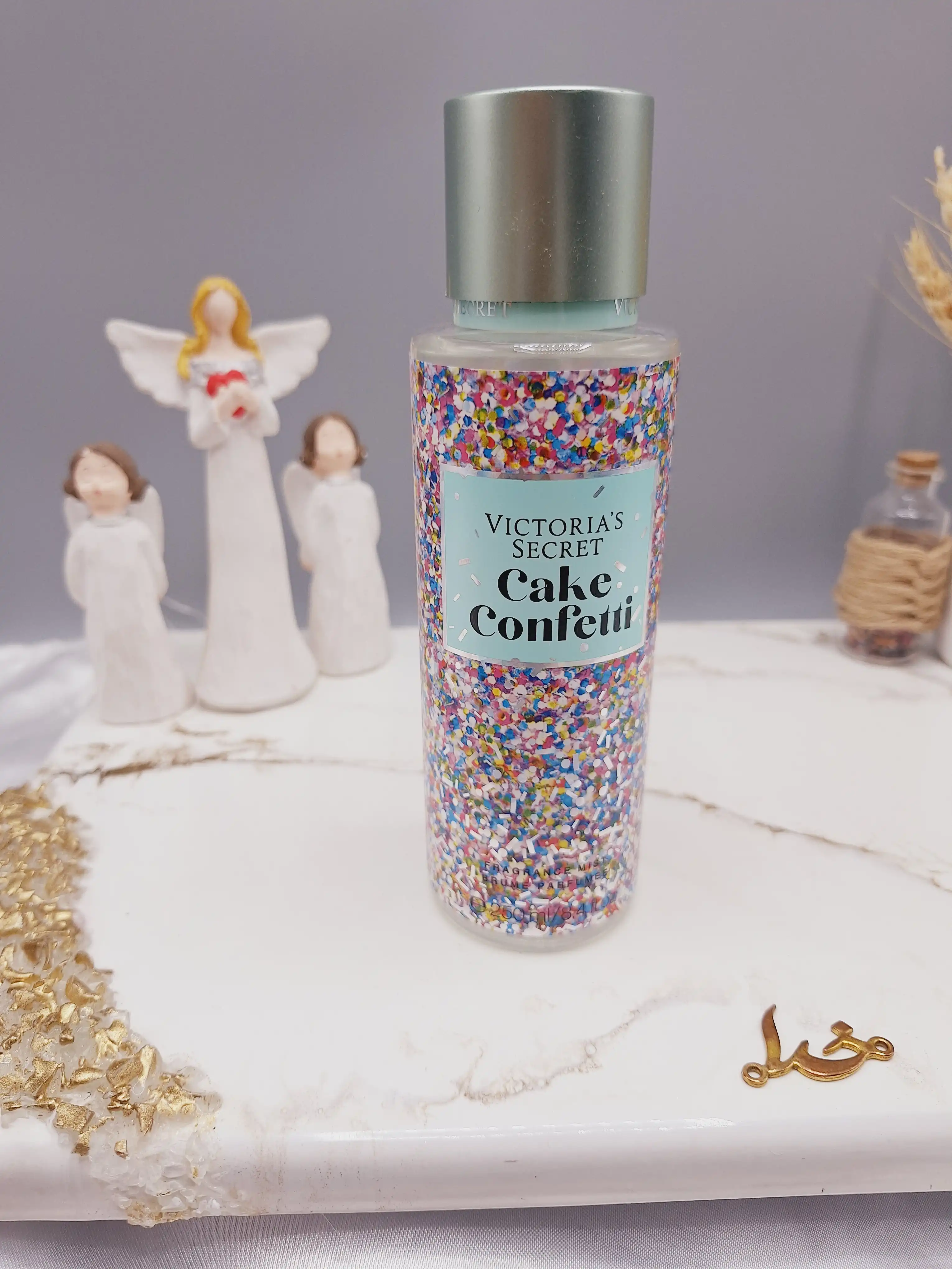 بادی اسپلش مدل cake confetti حجم 250 میل برند ویکتوریا سکرت