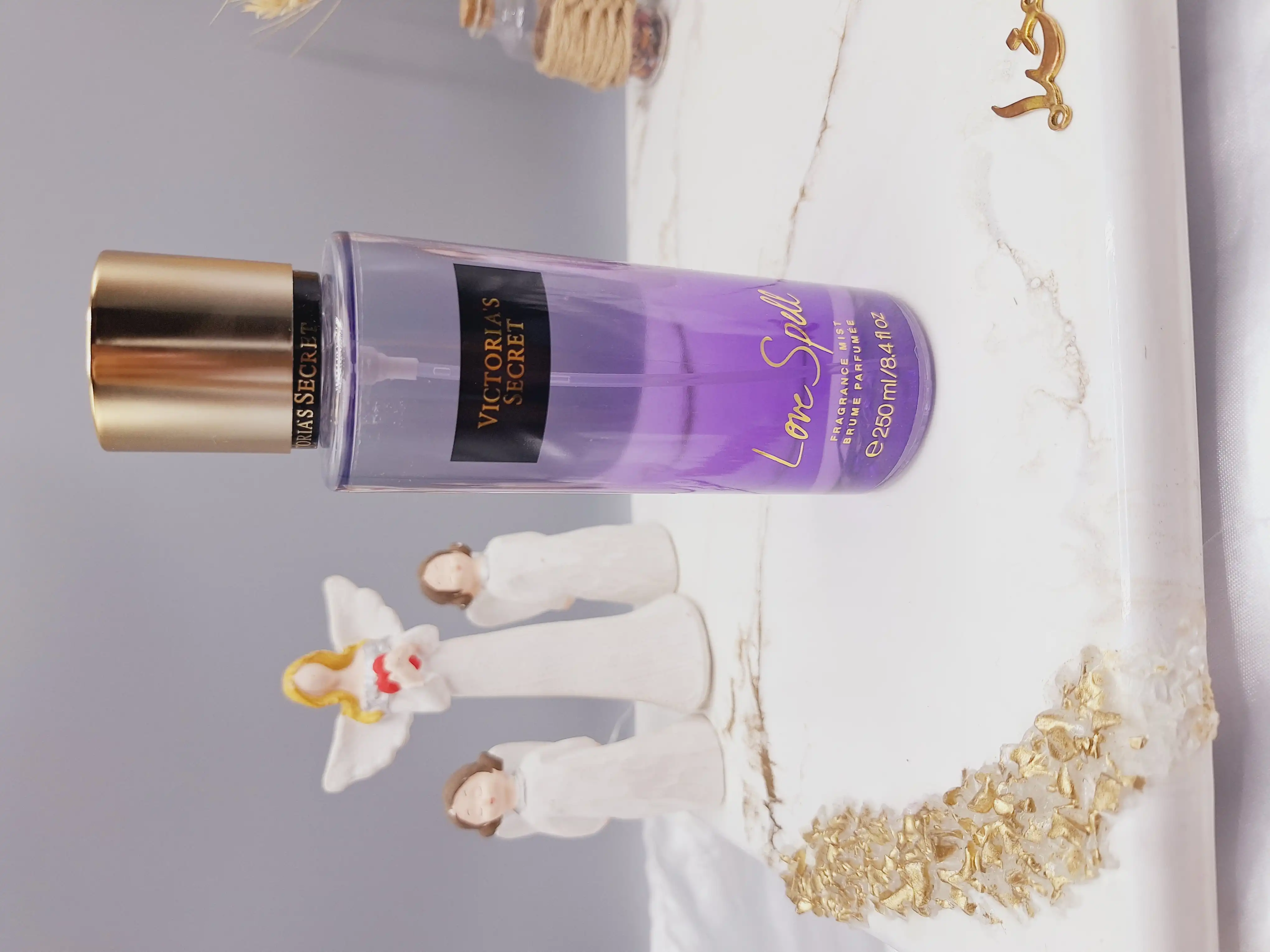 بادی اسپلش مدل Love Spell حجم 250 میل برند ویکتوریا سکرت