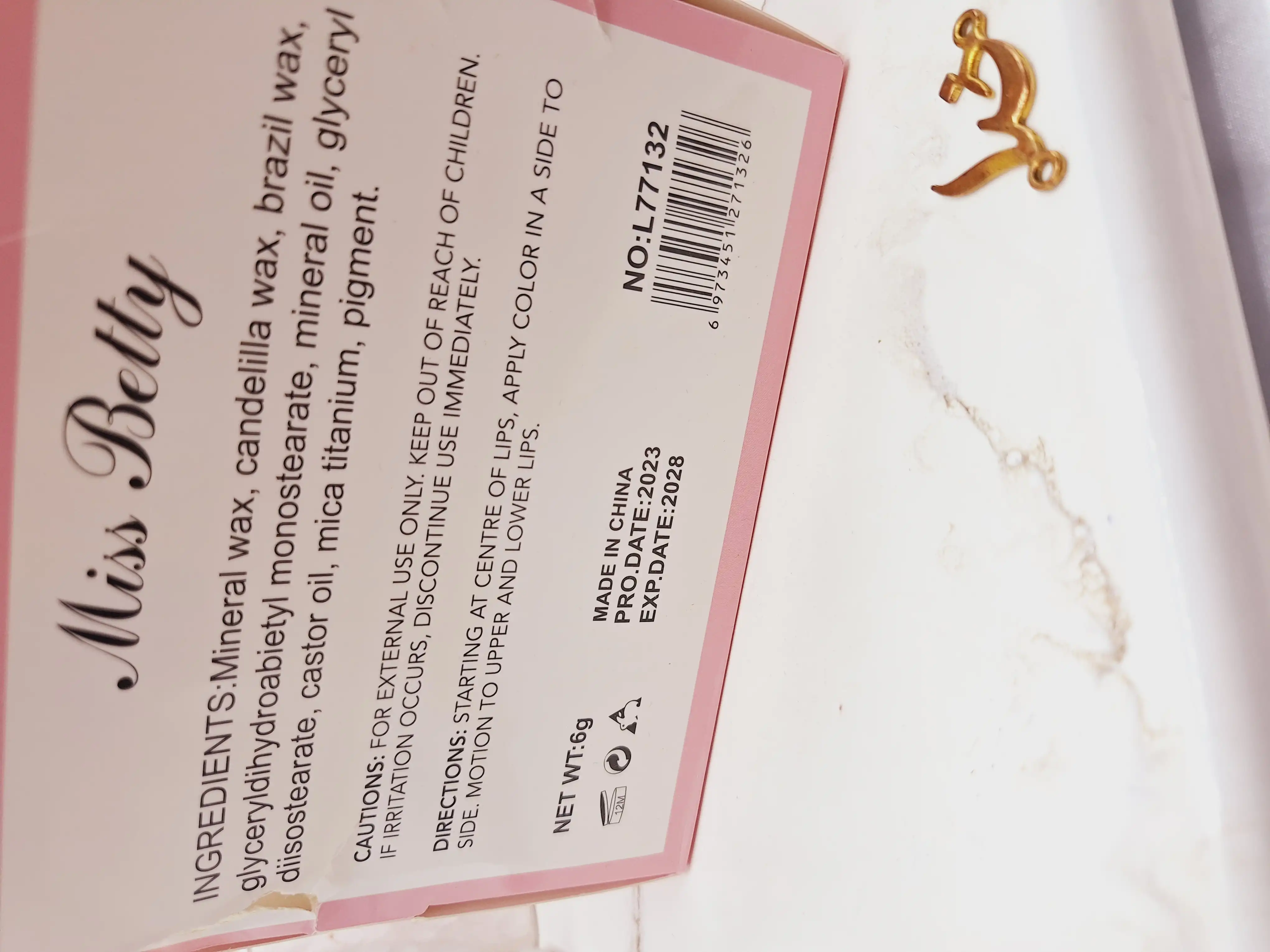 لیپ گلاس شاین دار طرح خرس بانمک برند miss batty کد L77132