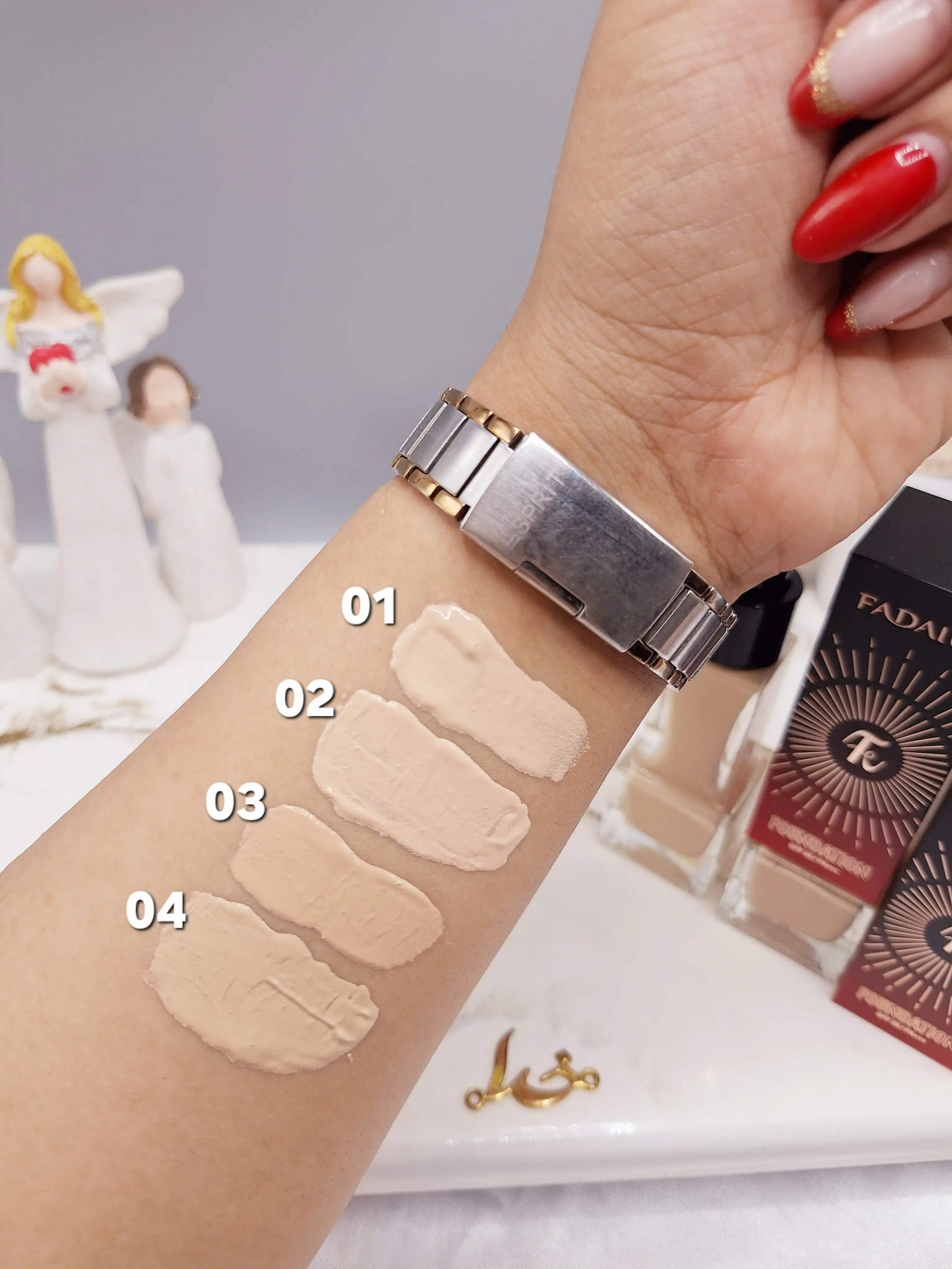 کرم پودر استوانه ای FADAILY درب قرمز کد FA1010