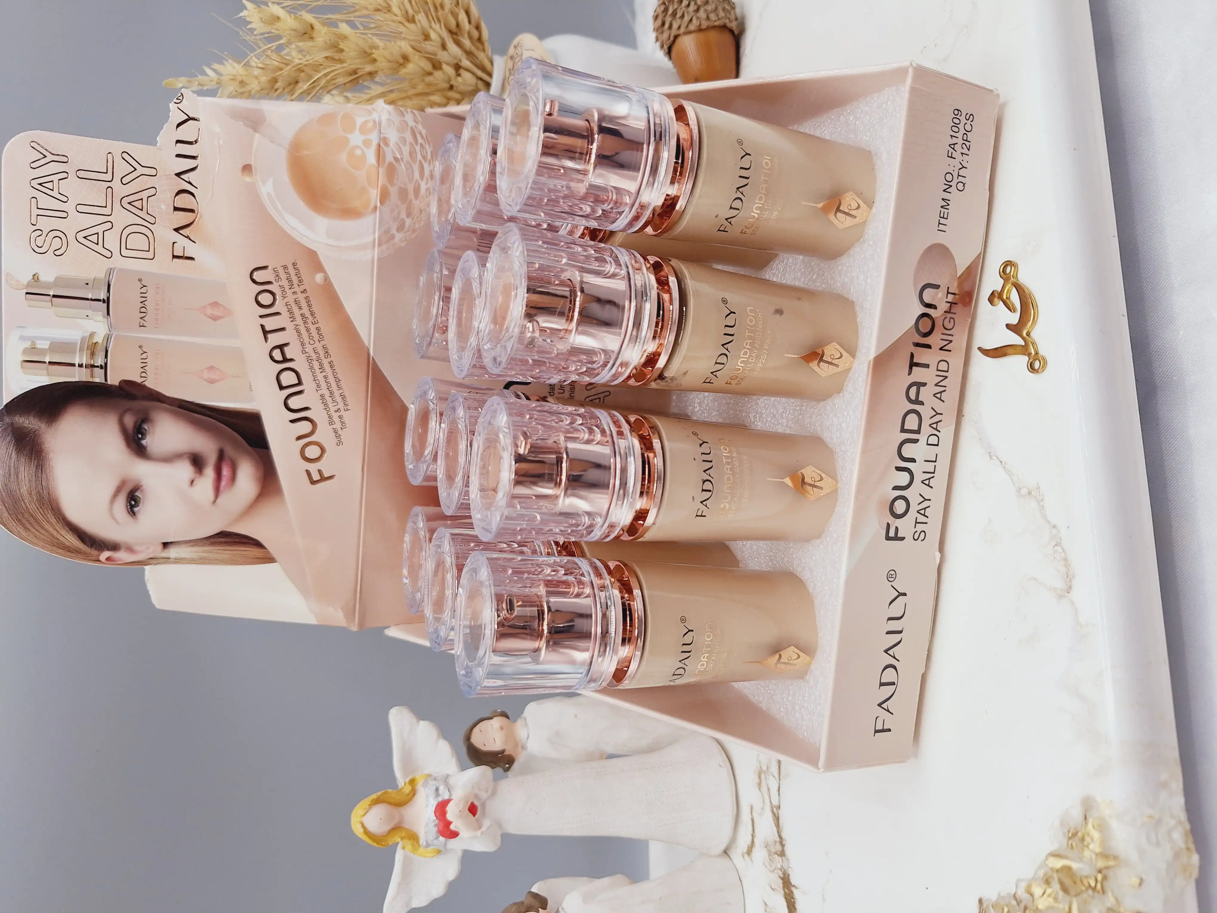 کرم پودر روزانه برند FADAILY درب شیشه کد FA1009