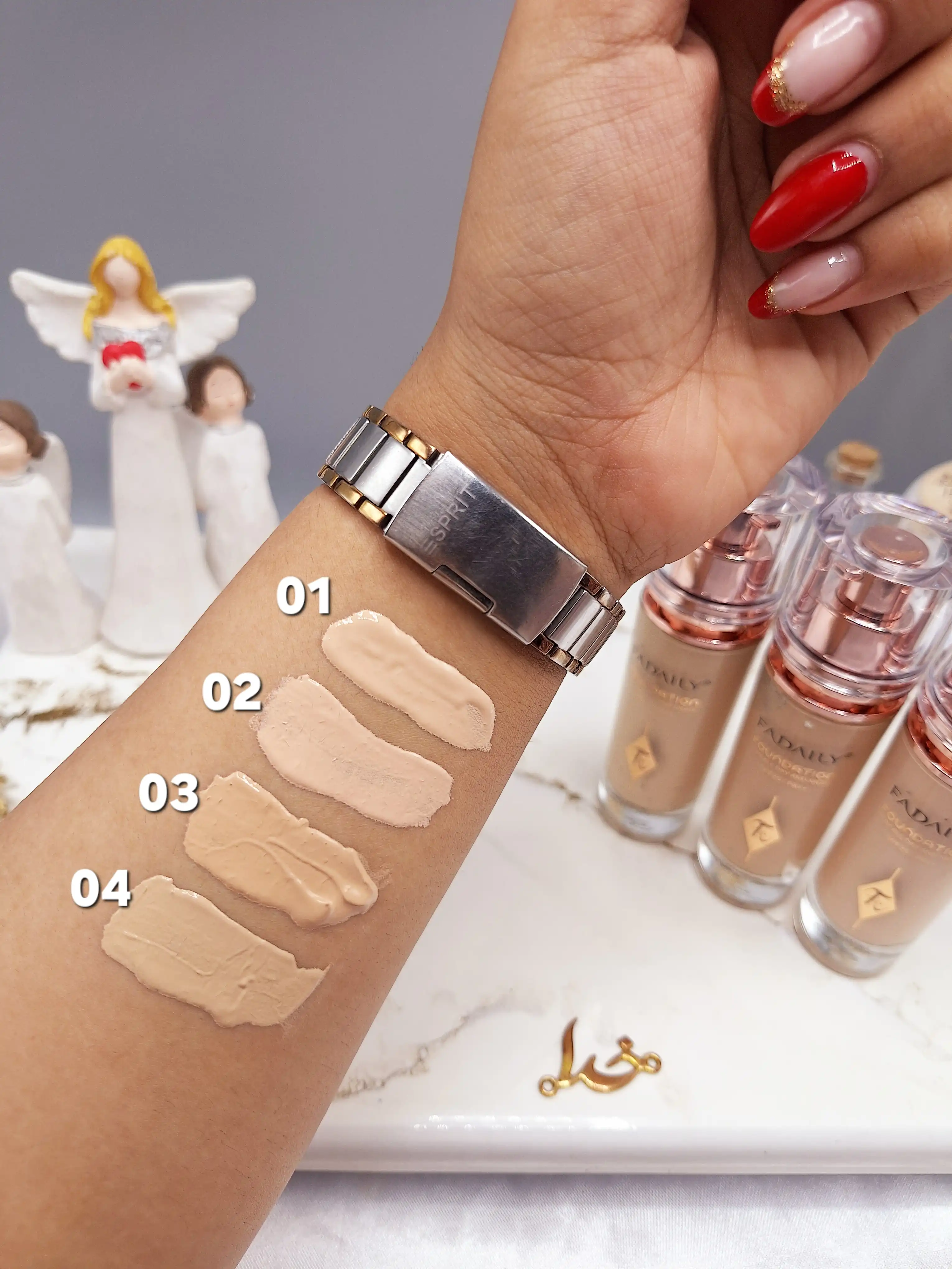 کرم پودر روزانه برند FADAILY درب شیشه کد FA1009