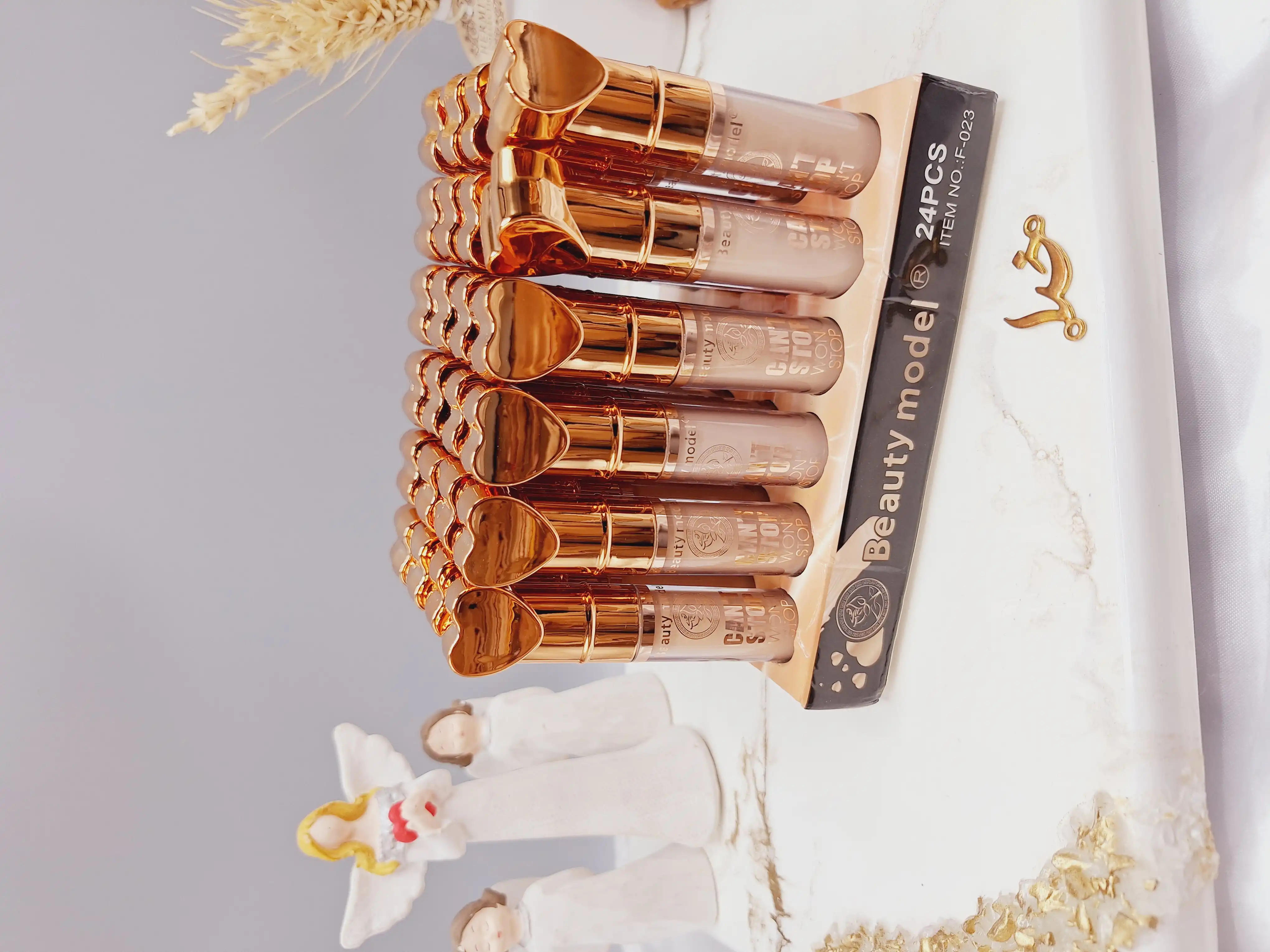 کانسلیر زیر چشم طرح قلب برند Beauty model کد F_023