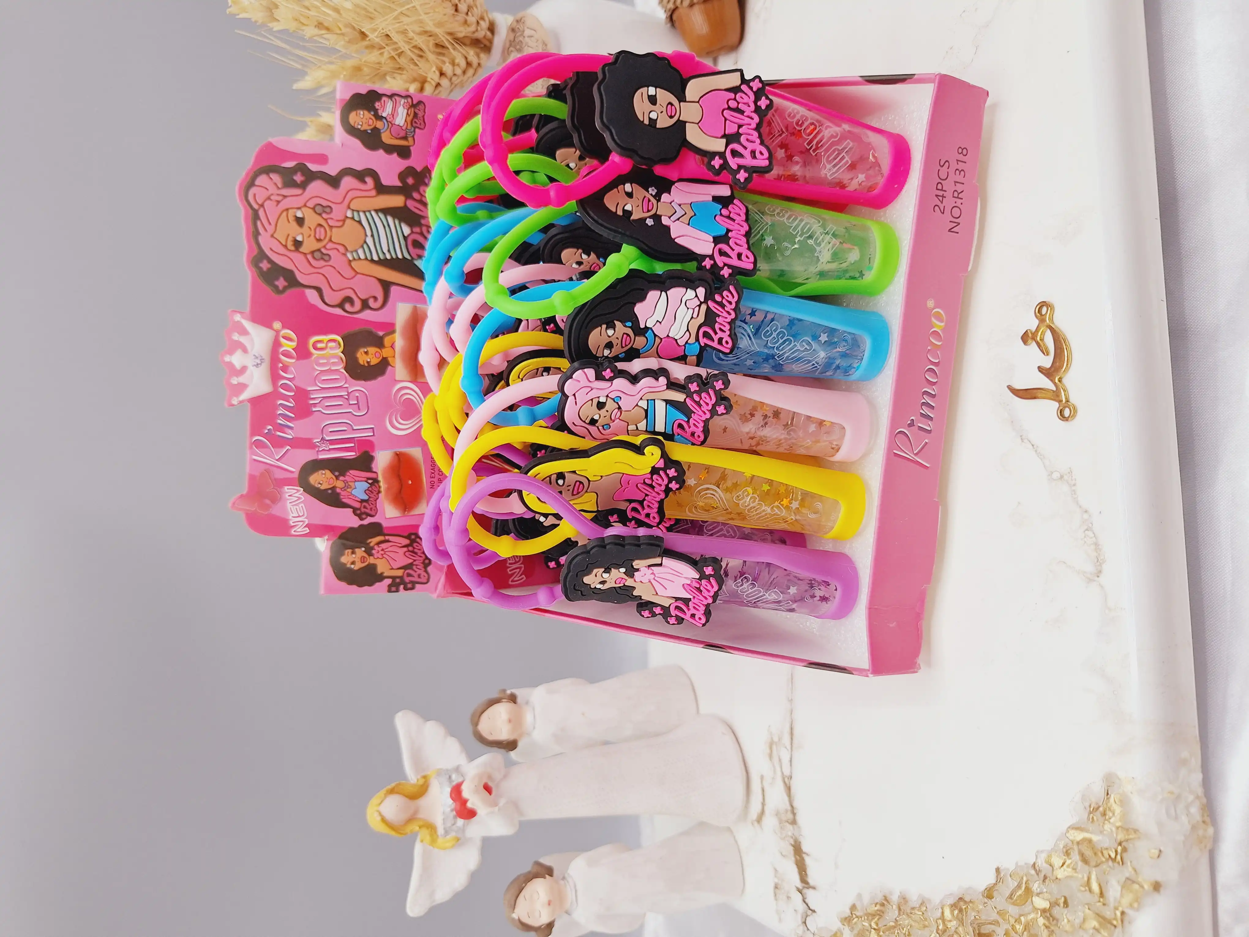 لیپ گلاس شاین دار طرح باربی سیلیکونی برند Rimocoo کد R1318