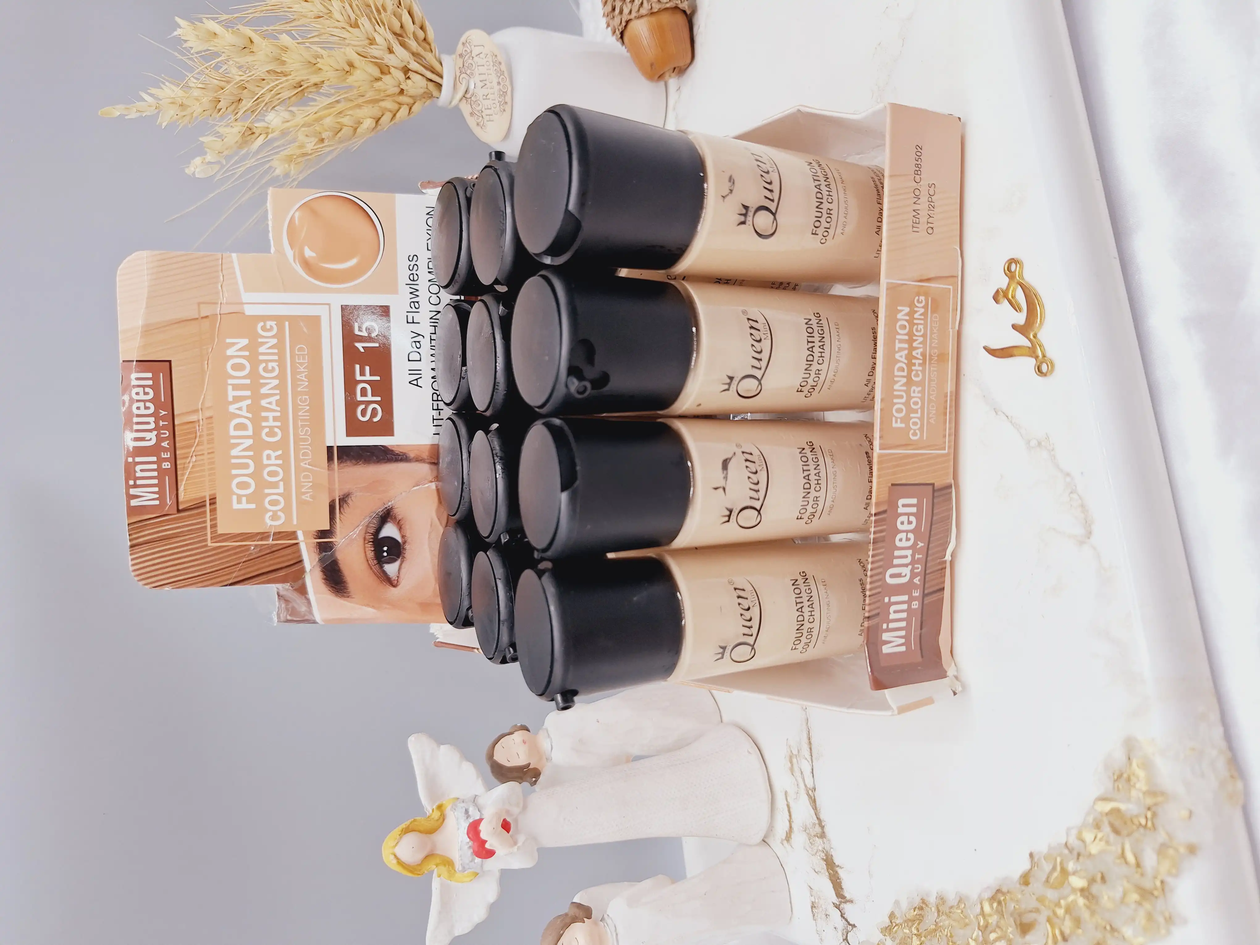 کرم پودر دارای SPF15 برند Mini Queen کد CB8502