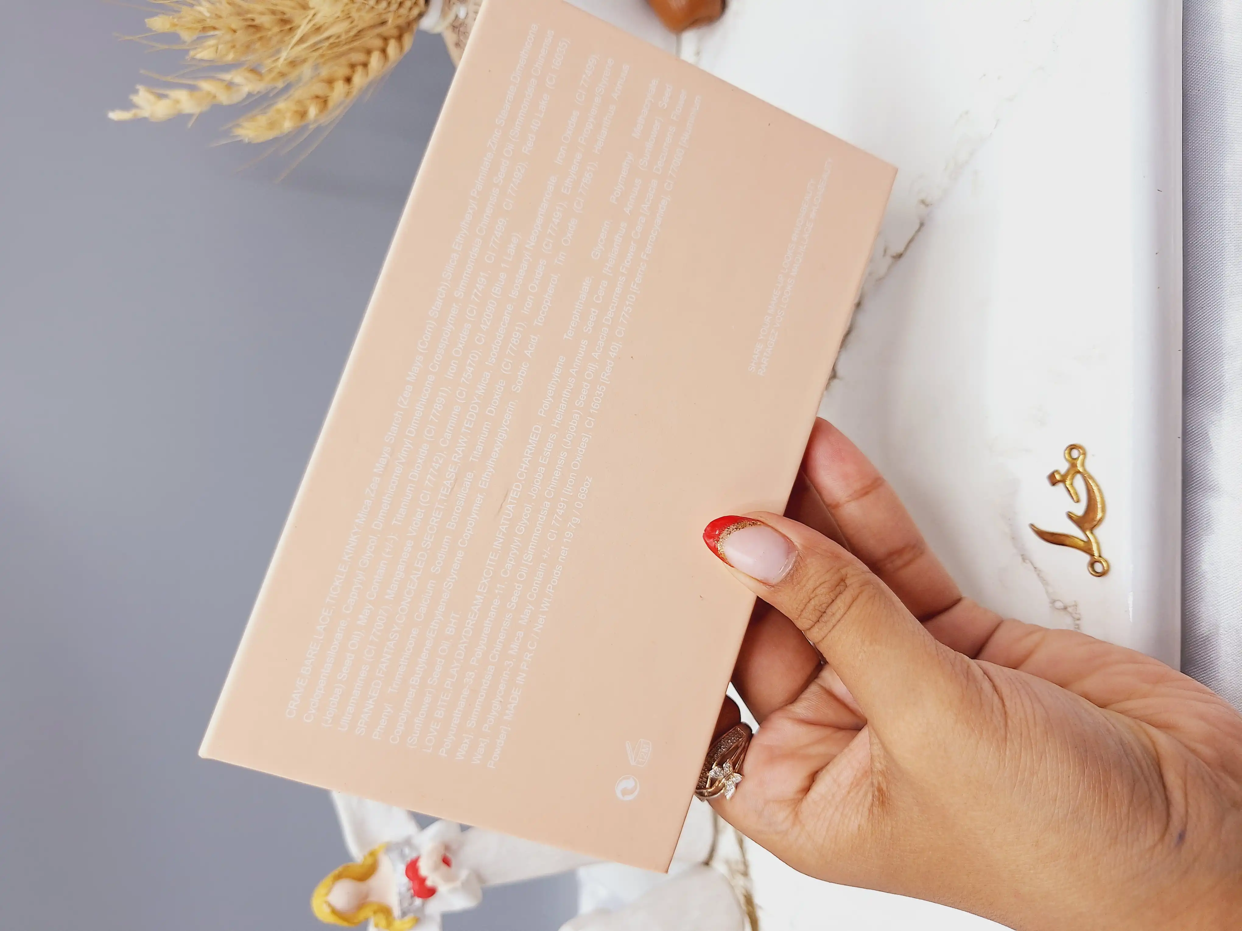 پالت سایه نود NUDE هدی بیوتی Huda beauty کد 700584