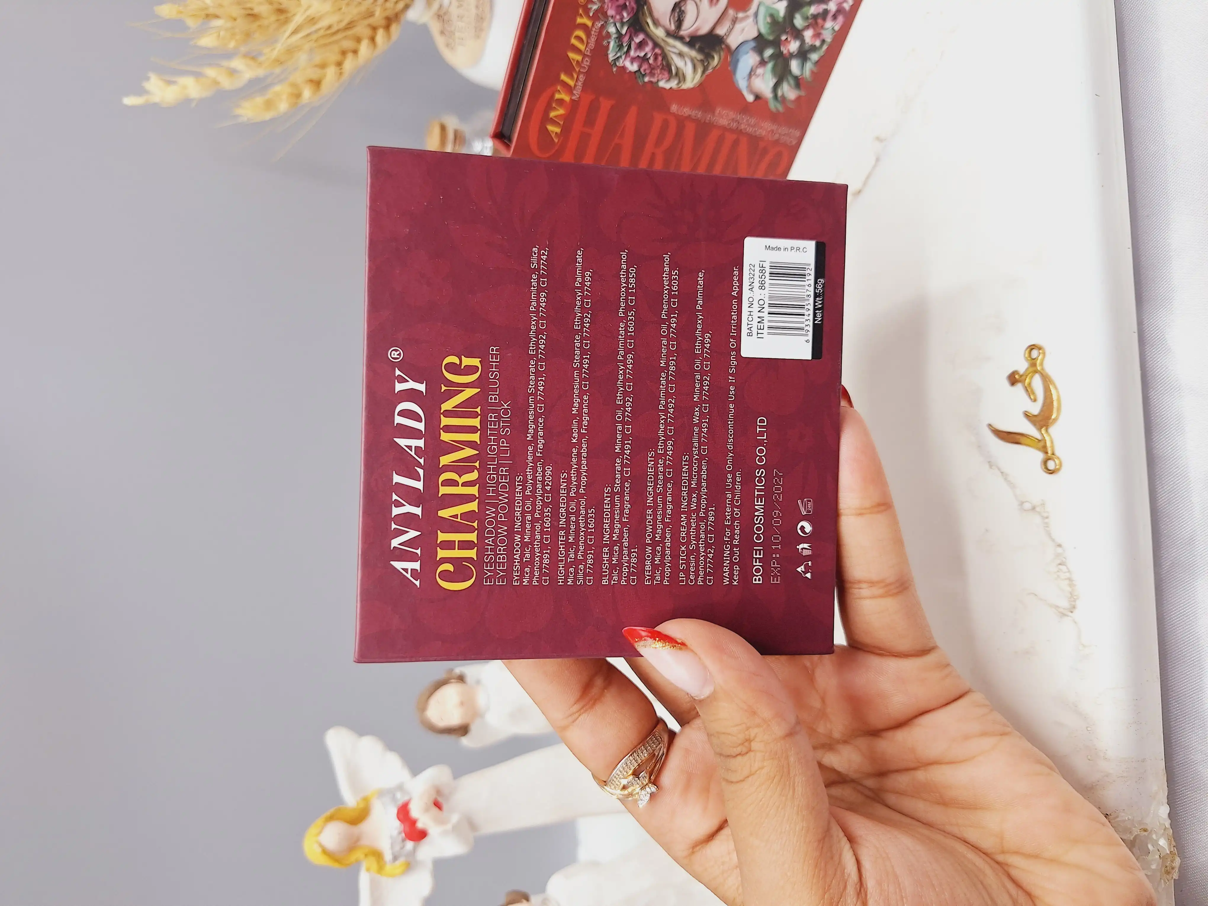 پالت سایه کوچک طرح دختر زیبا برند ANALIDI کد8658F1