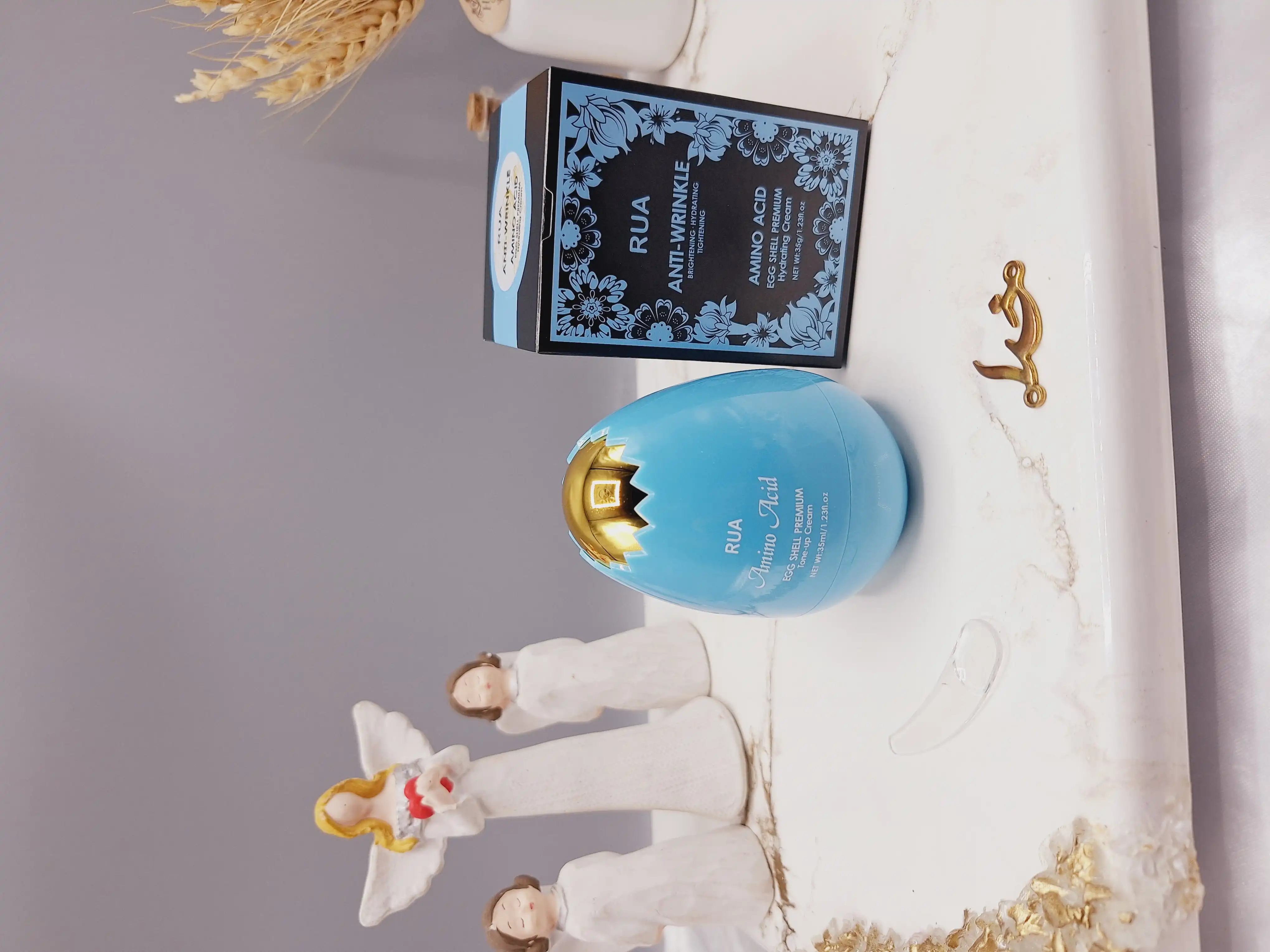 کرم ضد چروک و آبرسان پوست مدل تخم مرغی آبی برند RUA کد 60367