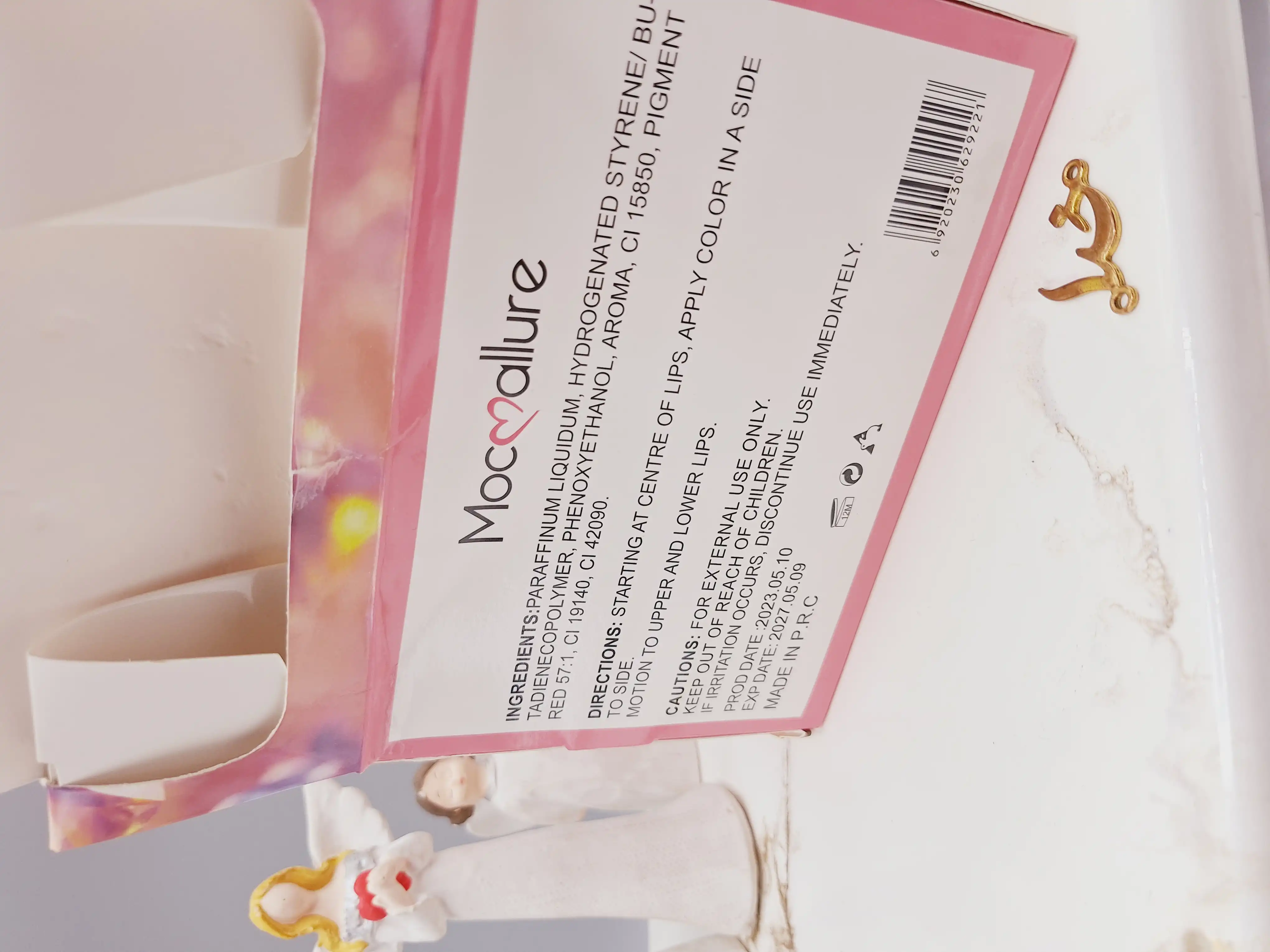 ست ۲عددی لیپ گلاس گلیتر دار طرح ستاره آویزدار برند موکالره کد Moc123