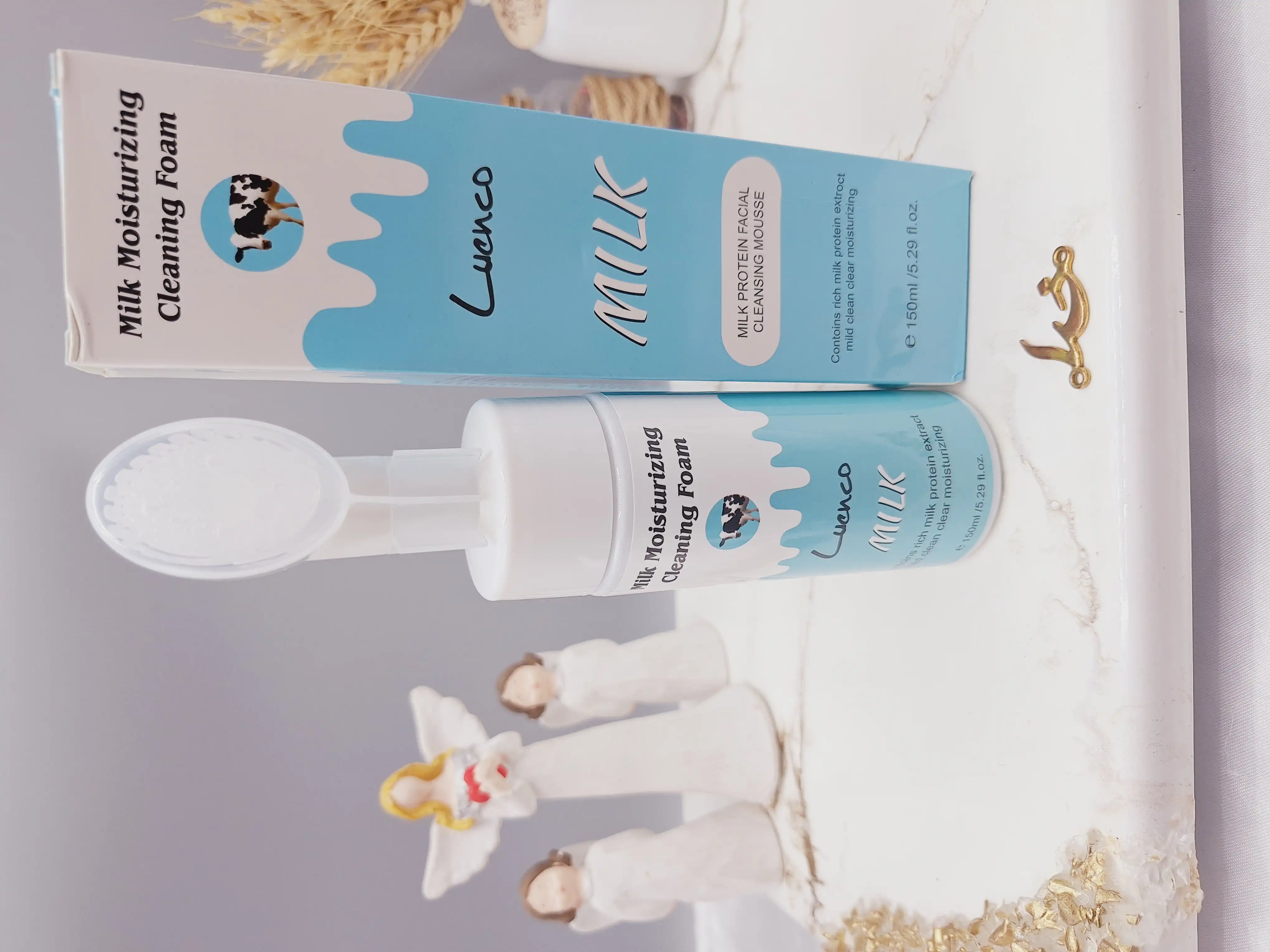 فوم تمیز کننده و مرطوب کننده شیرگاو برند Luenco کد 23075