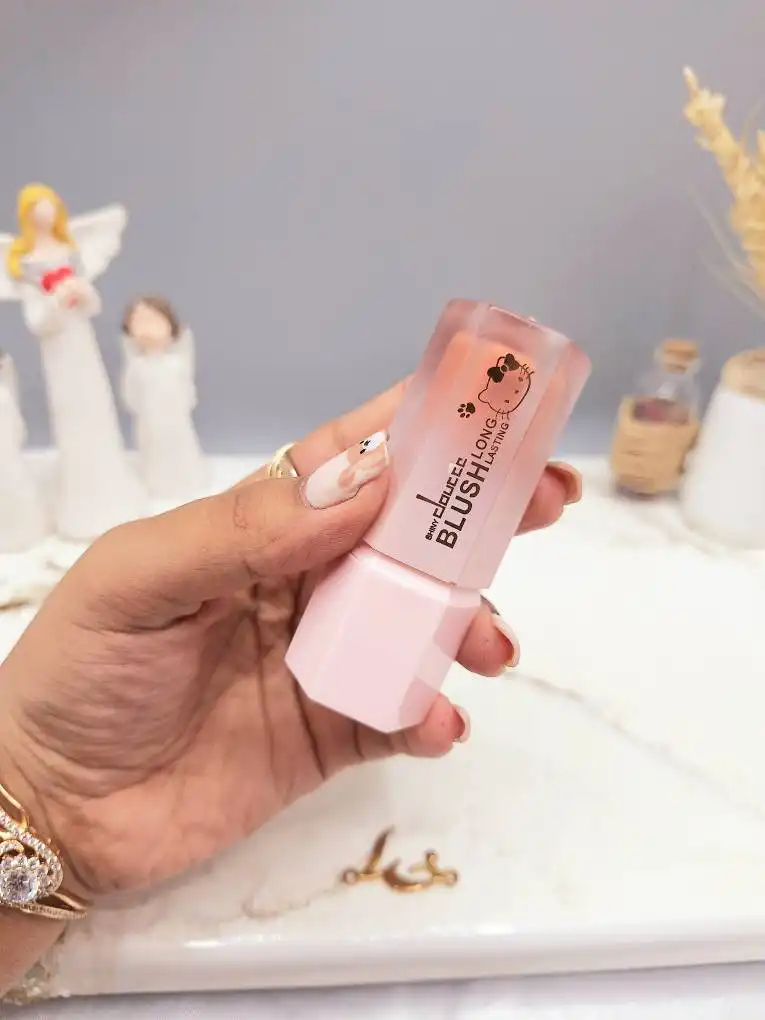 رژ گونه پرطرفدار پد دار برند دوسه طرح کیتی کد 1132