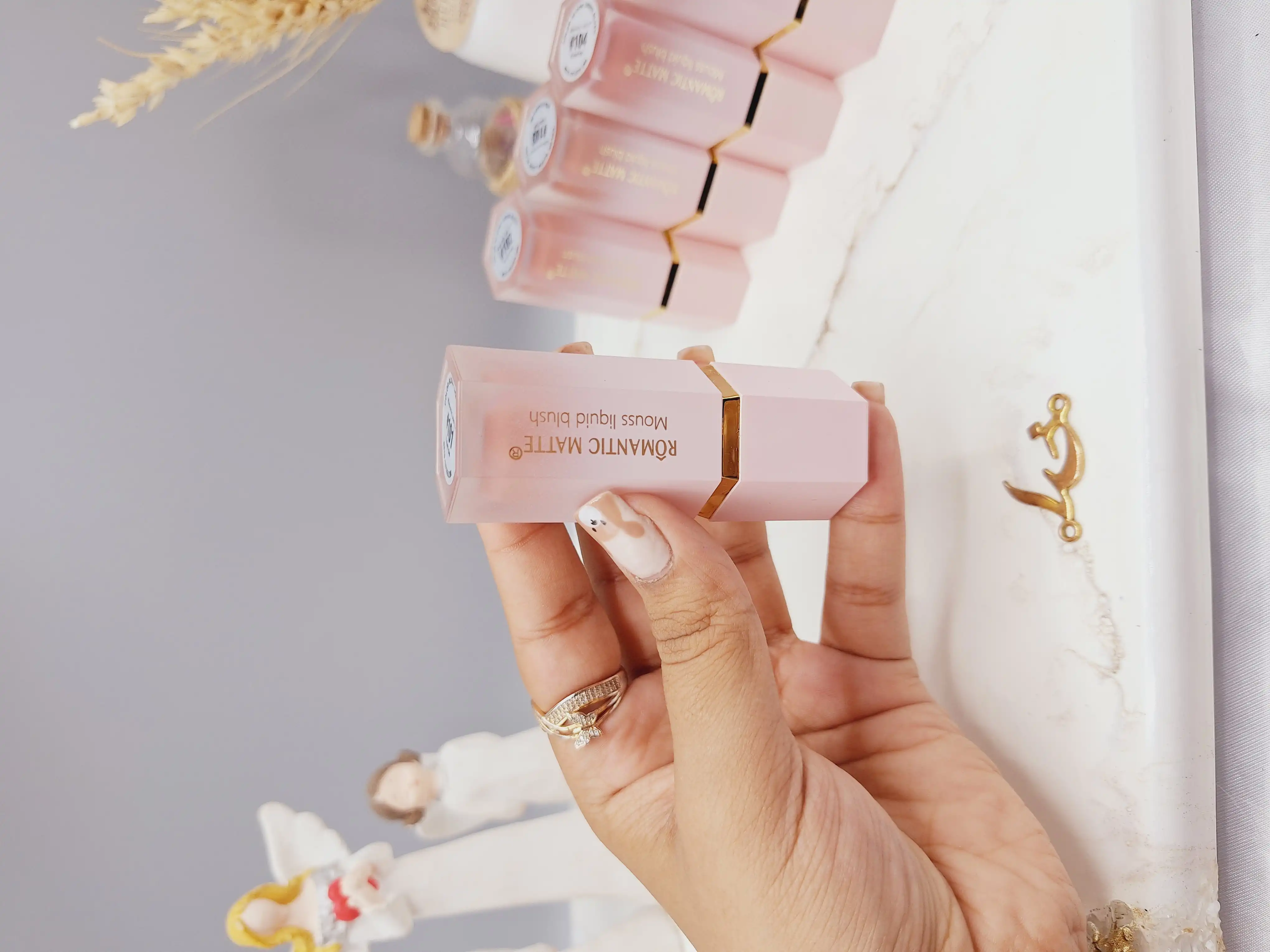 رژ گونه پد دار پرطرفدار برند ROMANTIC MATTE کد 3989