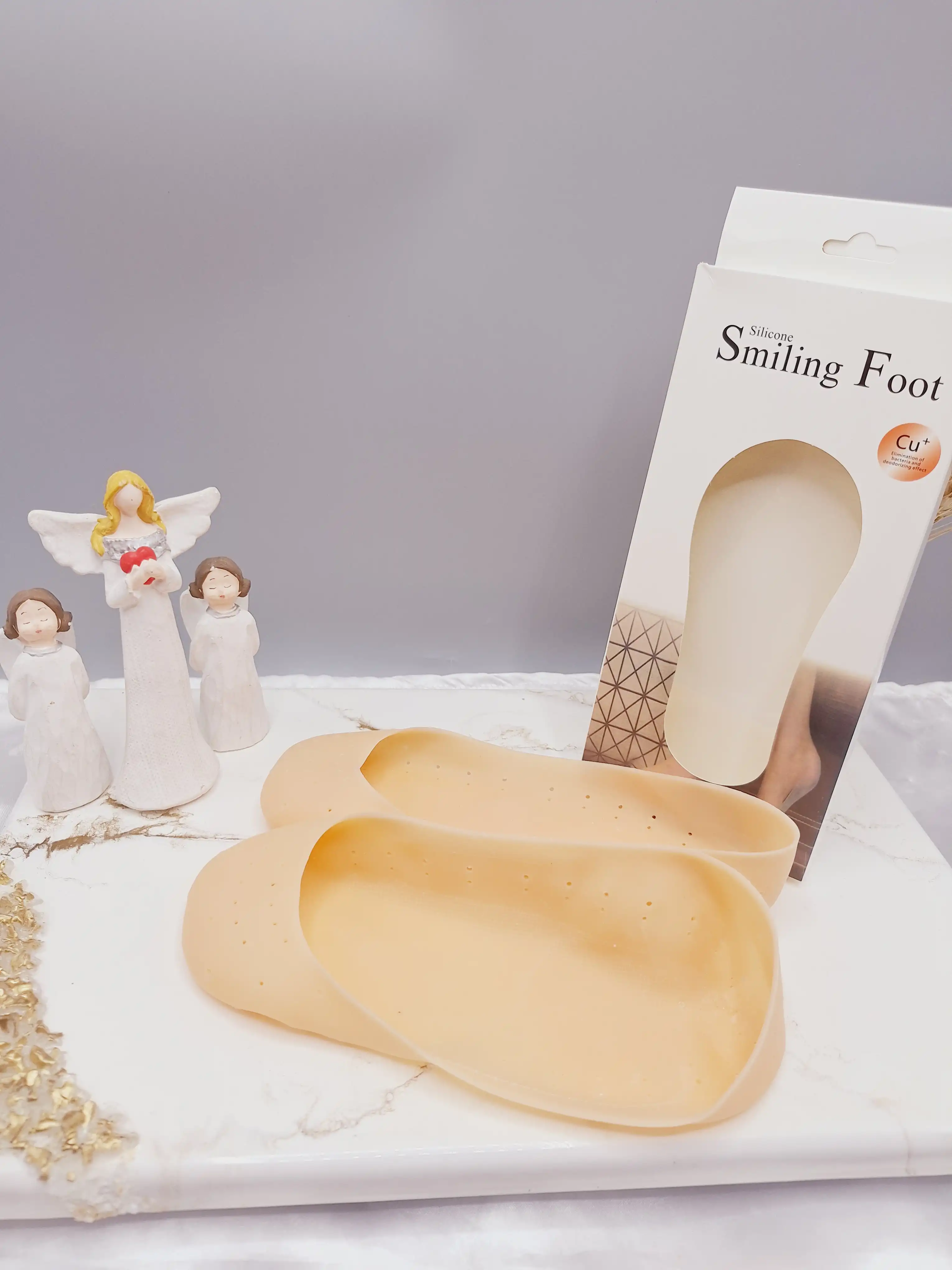 جوراب سیلیکونی دارای مرطوب کننده پا و ضد میکروب برند silicone Smiling Foot کد HZ-2201