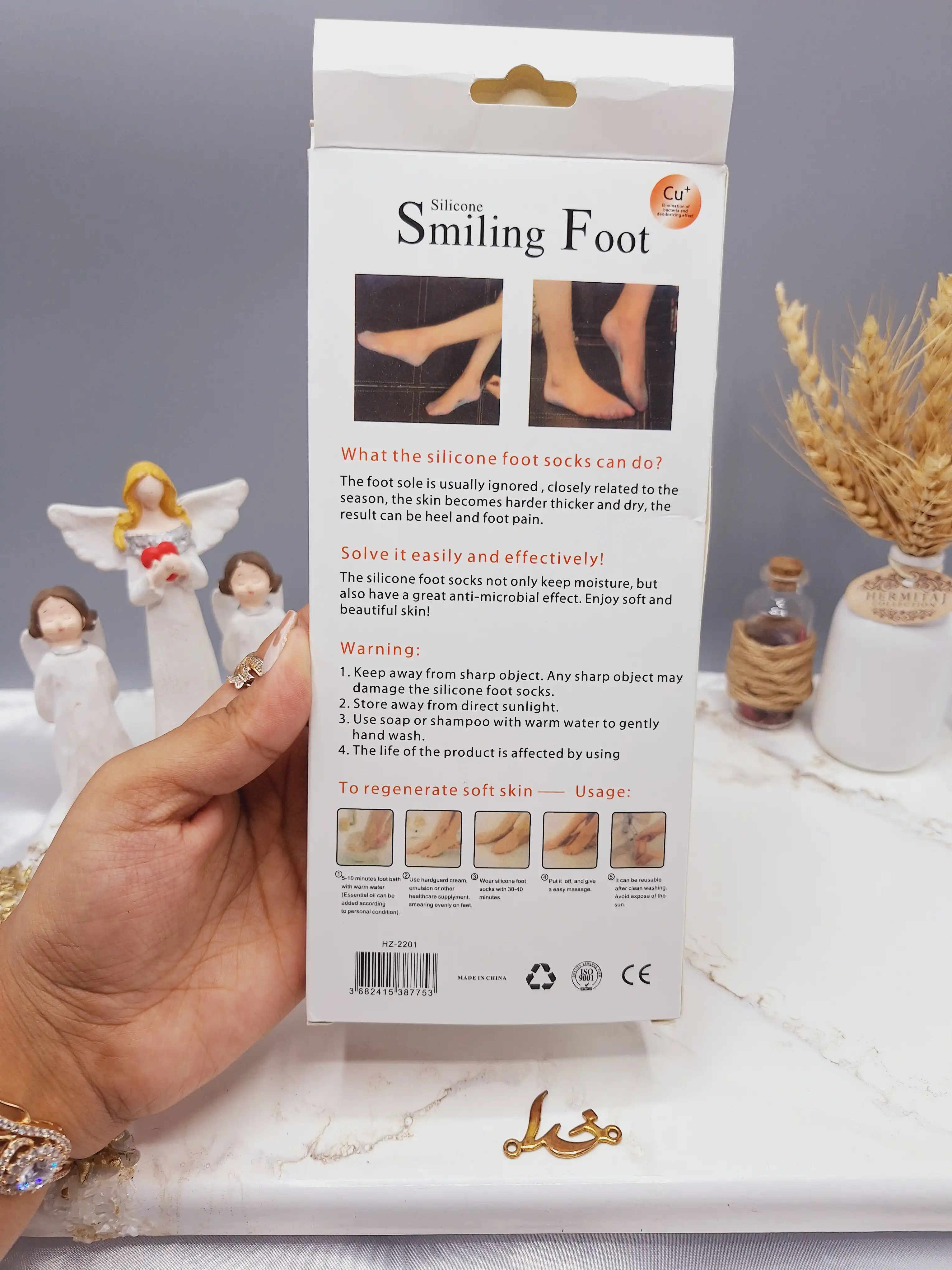 جوراب سیلیکونی دارای مرطوب کننده پا و ضد میکروب برند silicone Smiling Foot کد HZ-2201