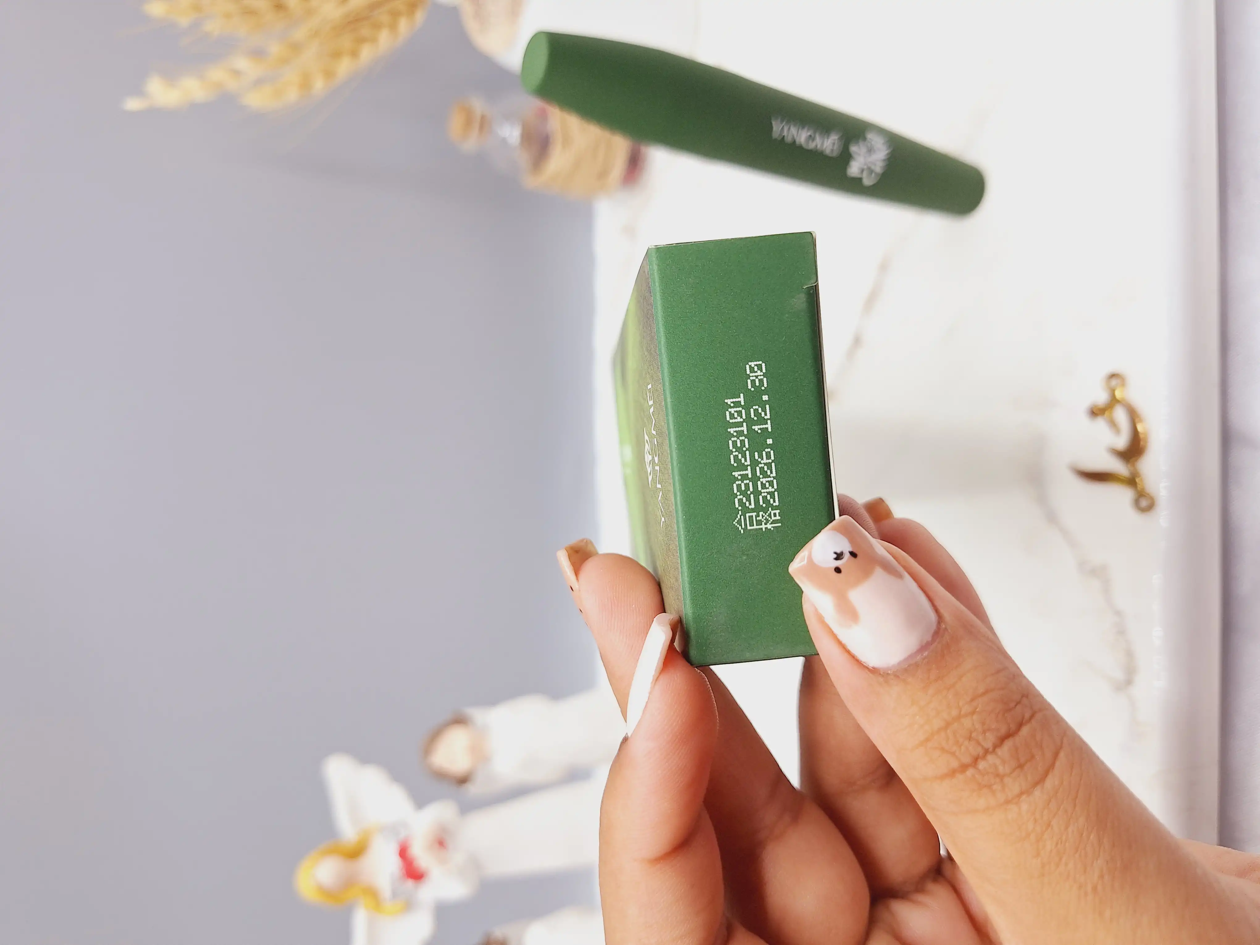 ریمل چشم ابریشمی برند یانگومی YANGMEI کارتن سبز کد 9490