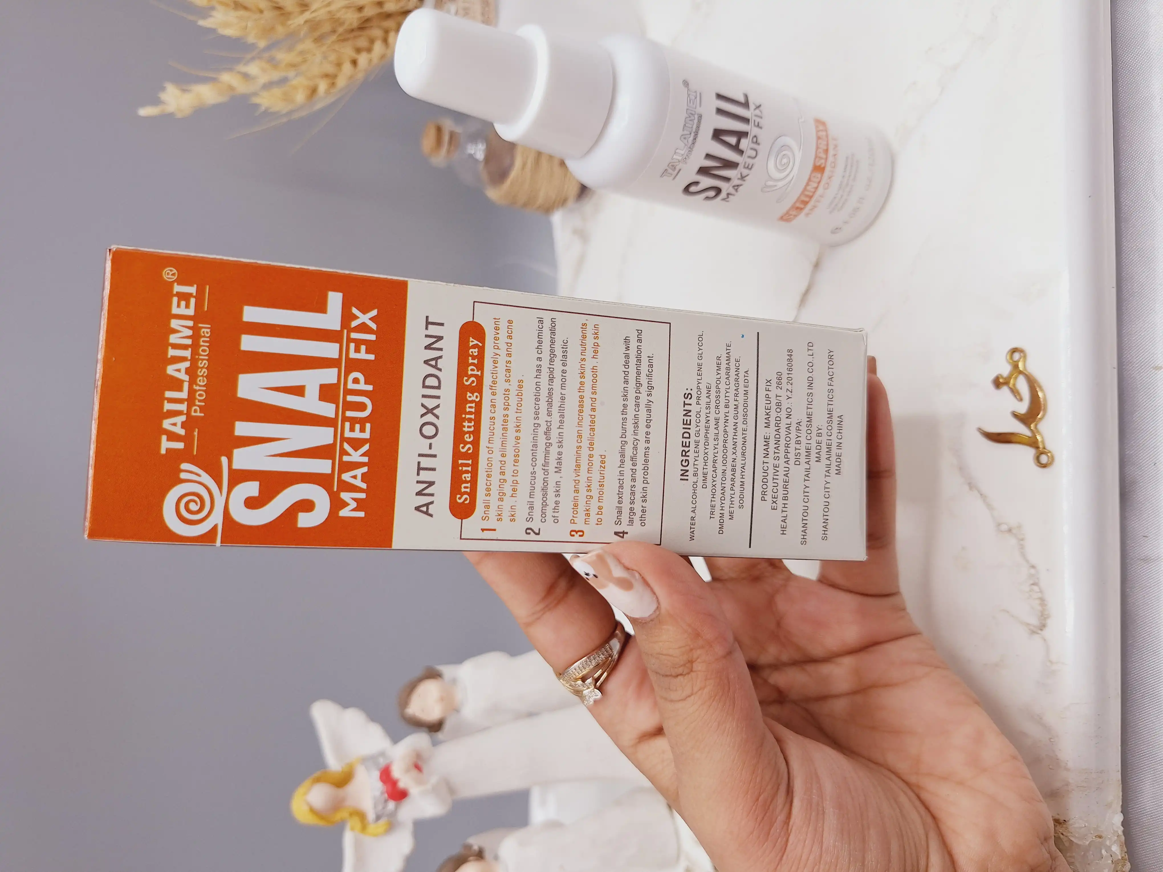 اسپری فیکس میکاپ کاملا سبک و مات برند تایلامی TAILAIMEI کد SS041