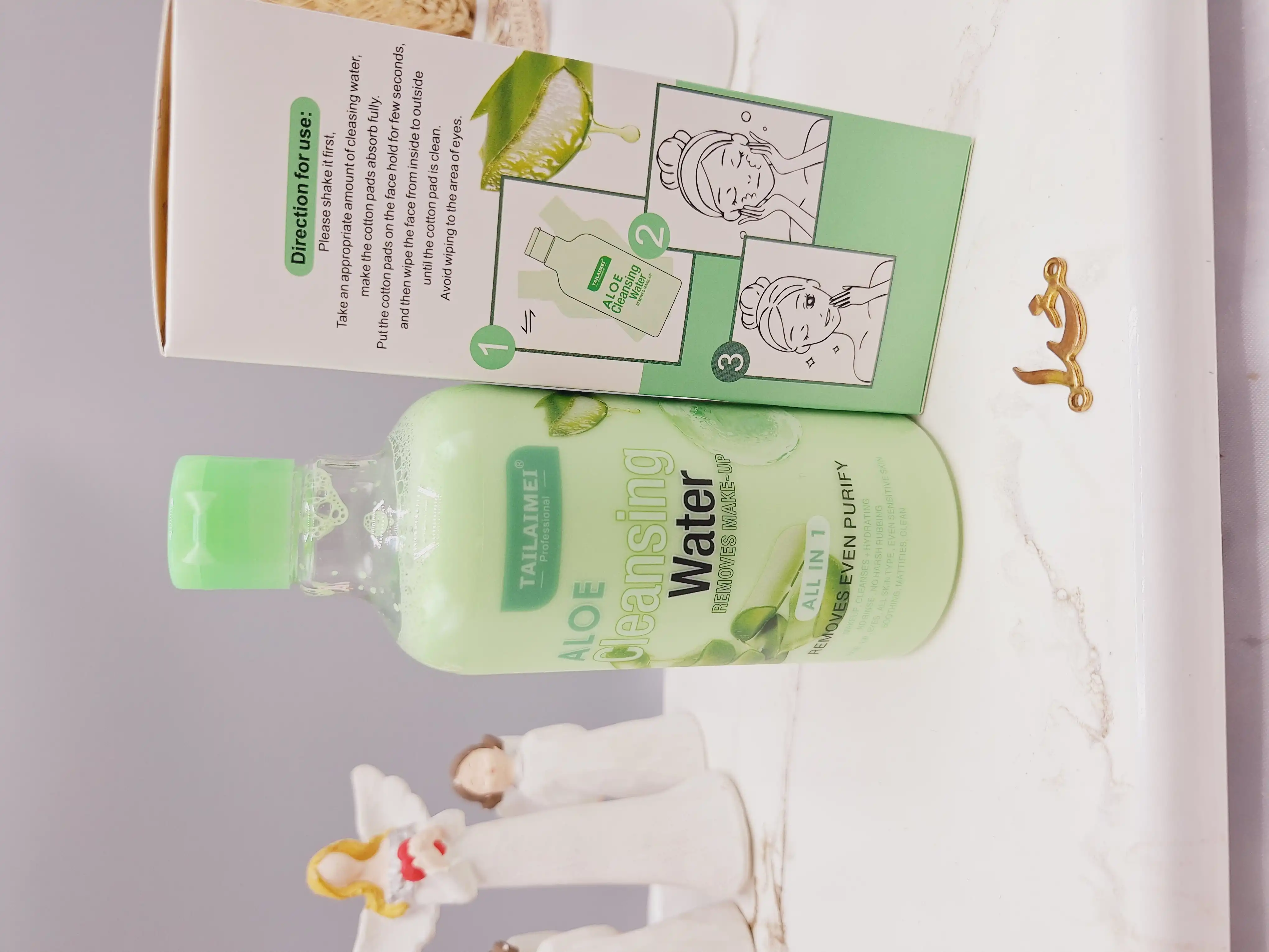 محلول آرایش پاک کن دو فاز آلوئه ورا تایلامی TAILAIMEI کد R013