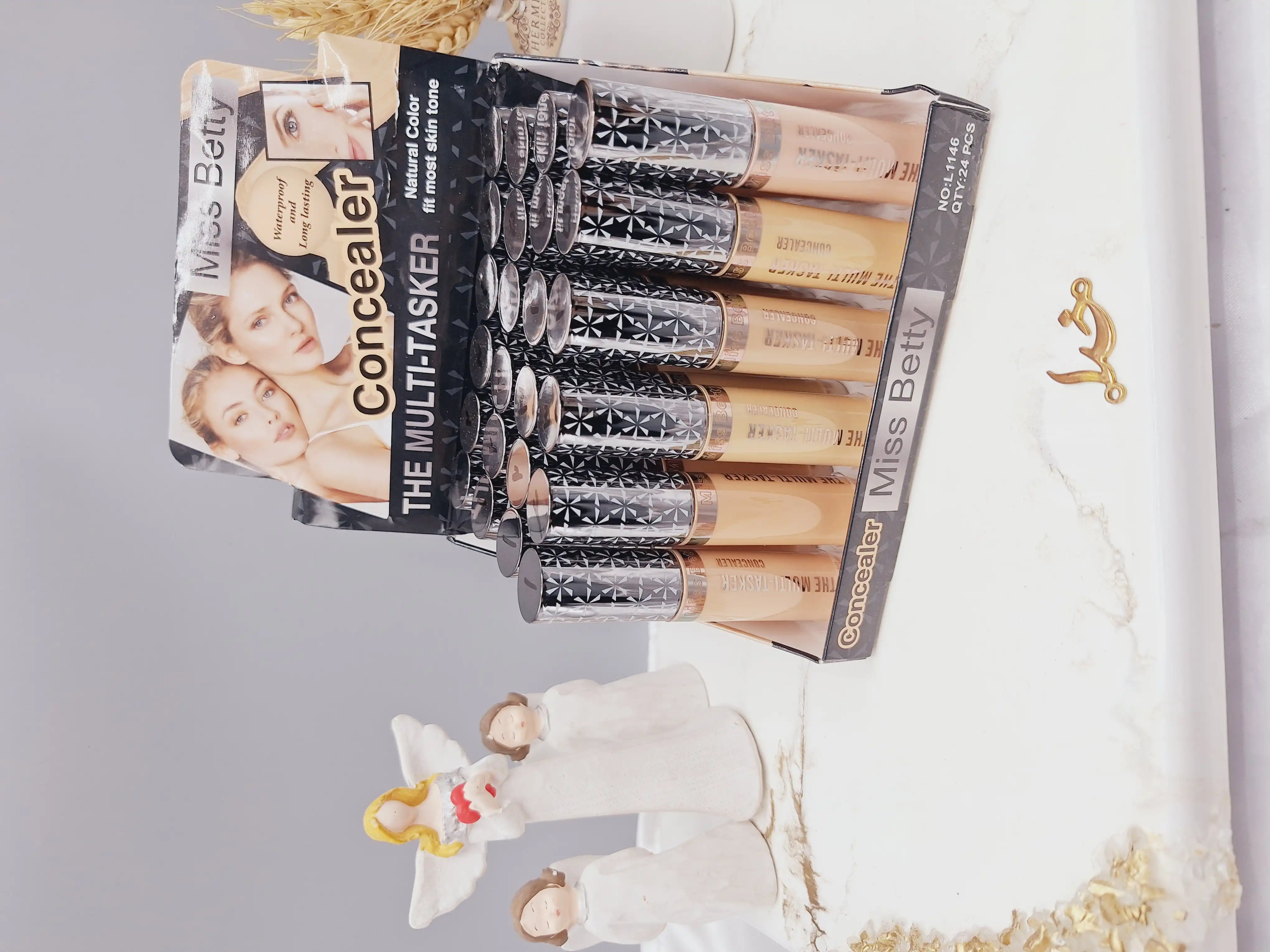 کانسیلر مایع دور چشم برند Miss Betty کد L1146