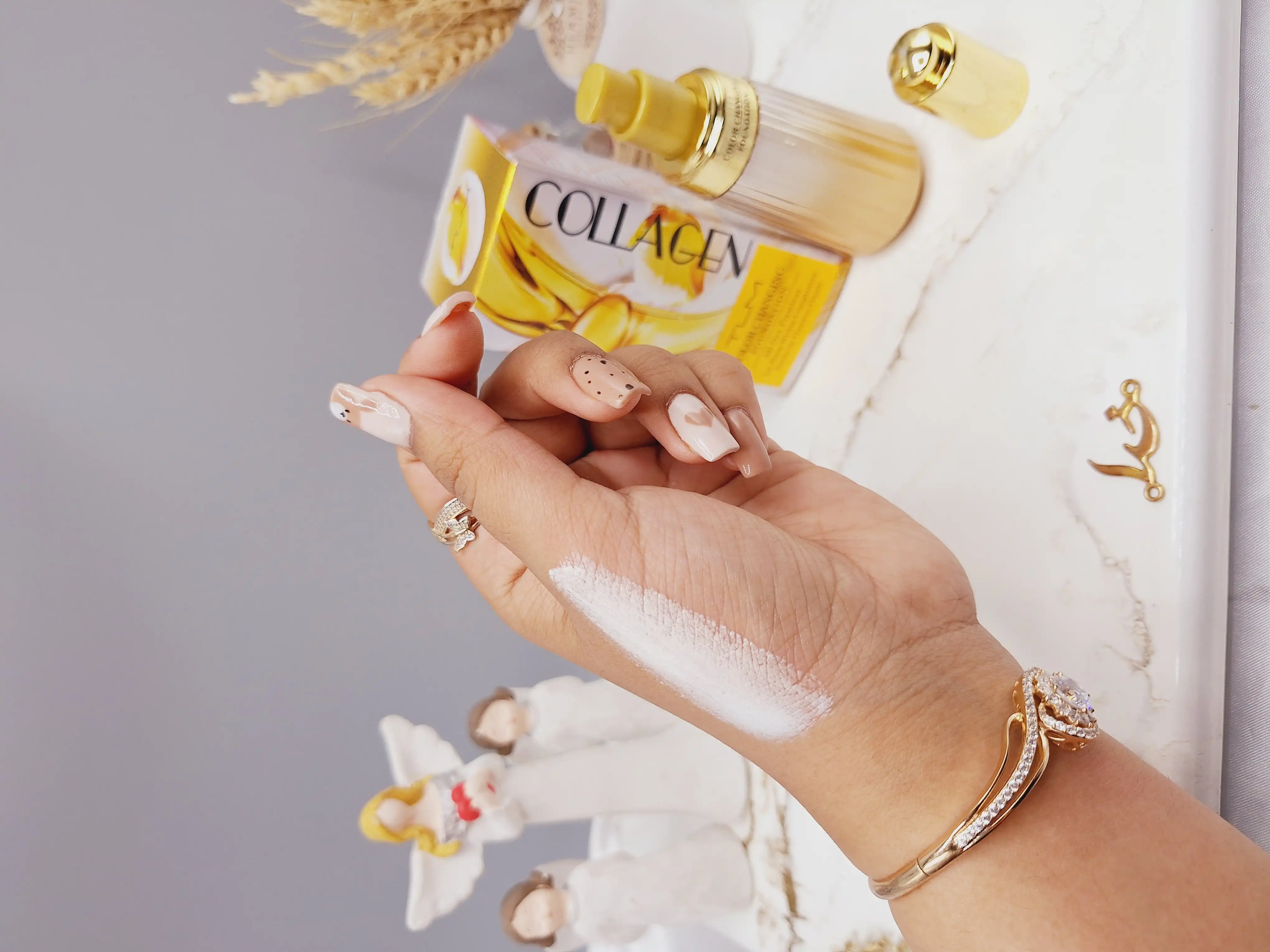 کرم روز کلاژن ساز رنگدانه دار روشن برند تایلامی کد TLM-F250