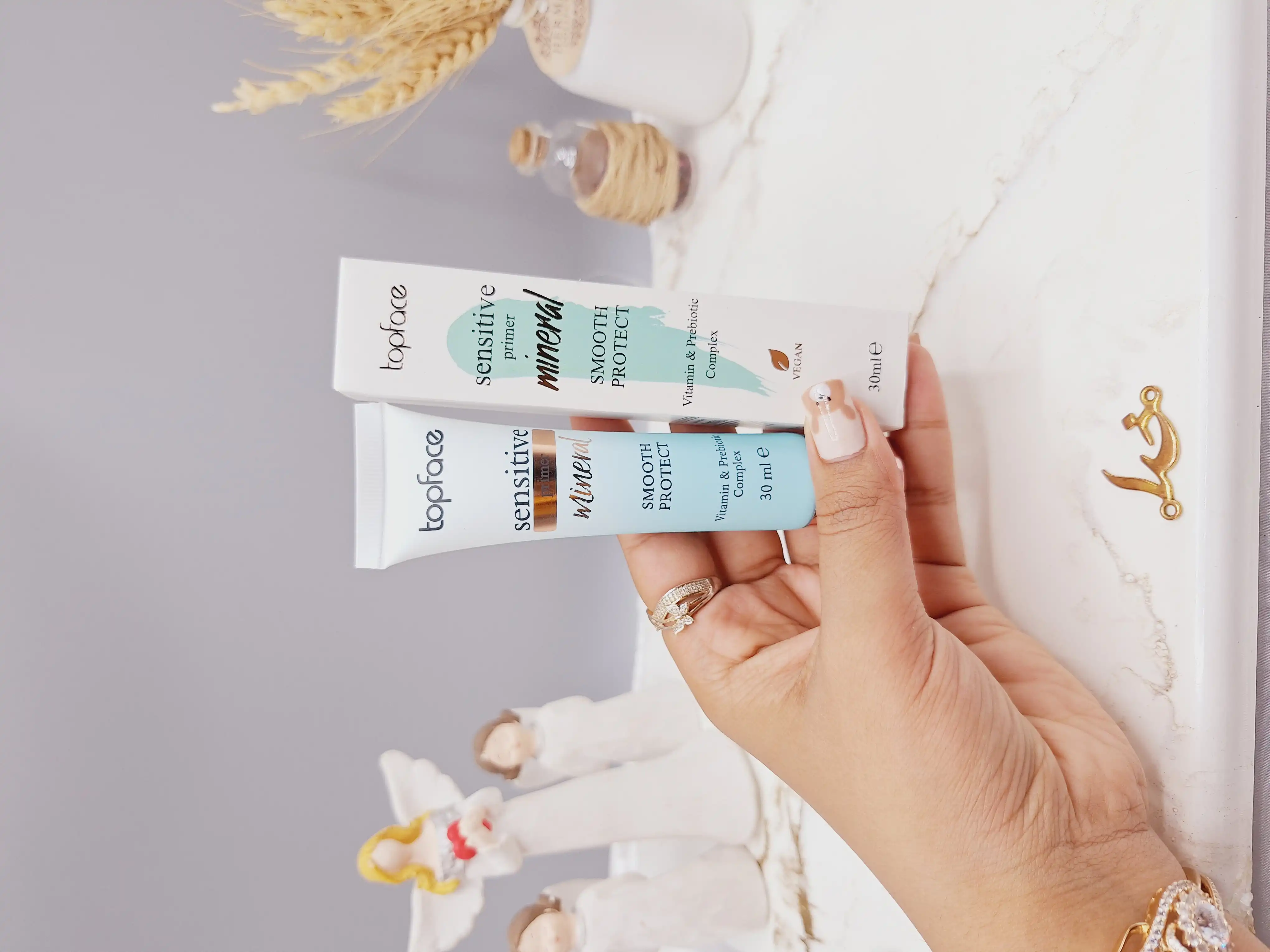 پرایمر رنگی مناسب پوست حساس جوش و آکنه برند تاپ فیس topface کدT831