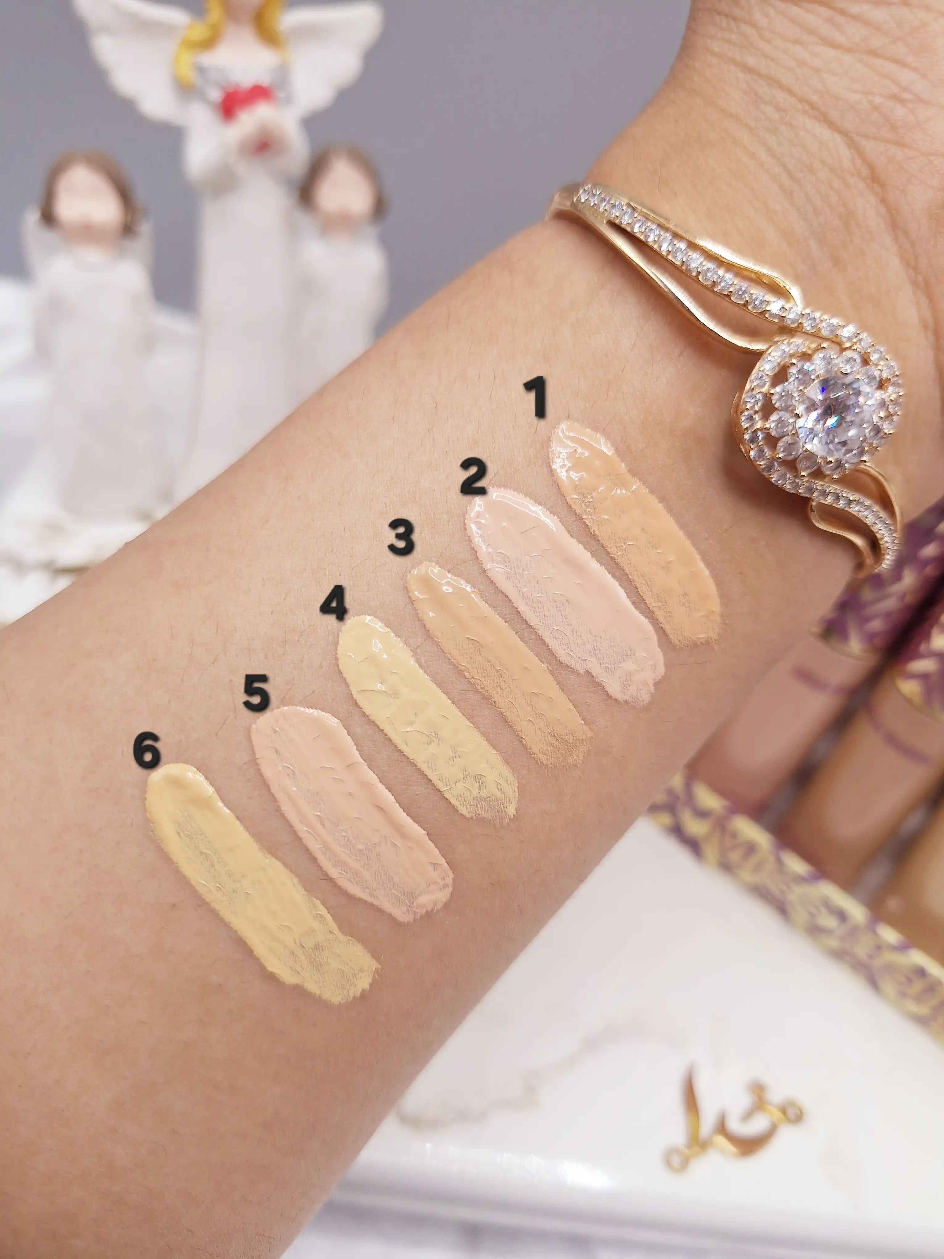 کانسیلرزیرچشم برند میس بیوتی MissBetty مناسب پوشانندگی عیوب صورت کدL1145