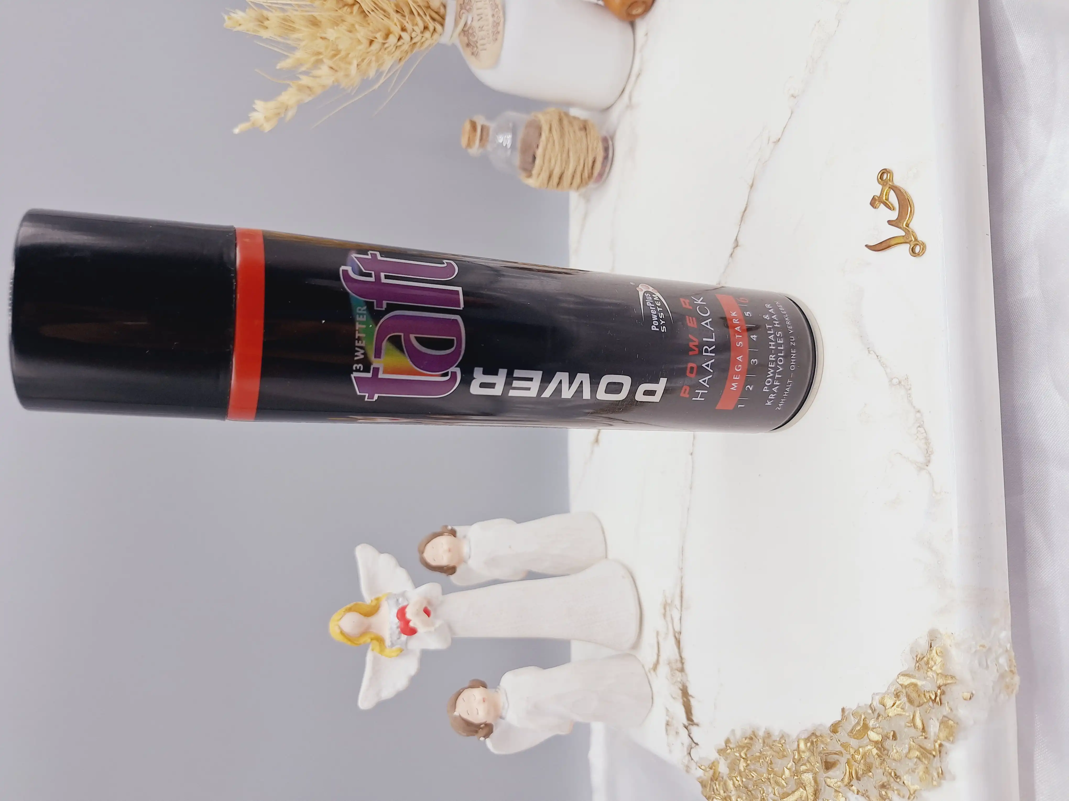 اسپری حالت دهنده سالنی فوق قوی درجه 14 حجم 250ml میل سایز متوسط طرح سه