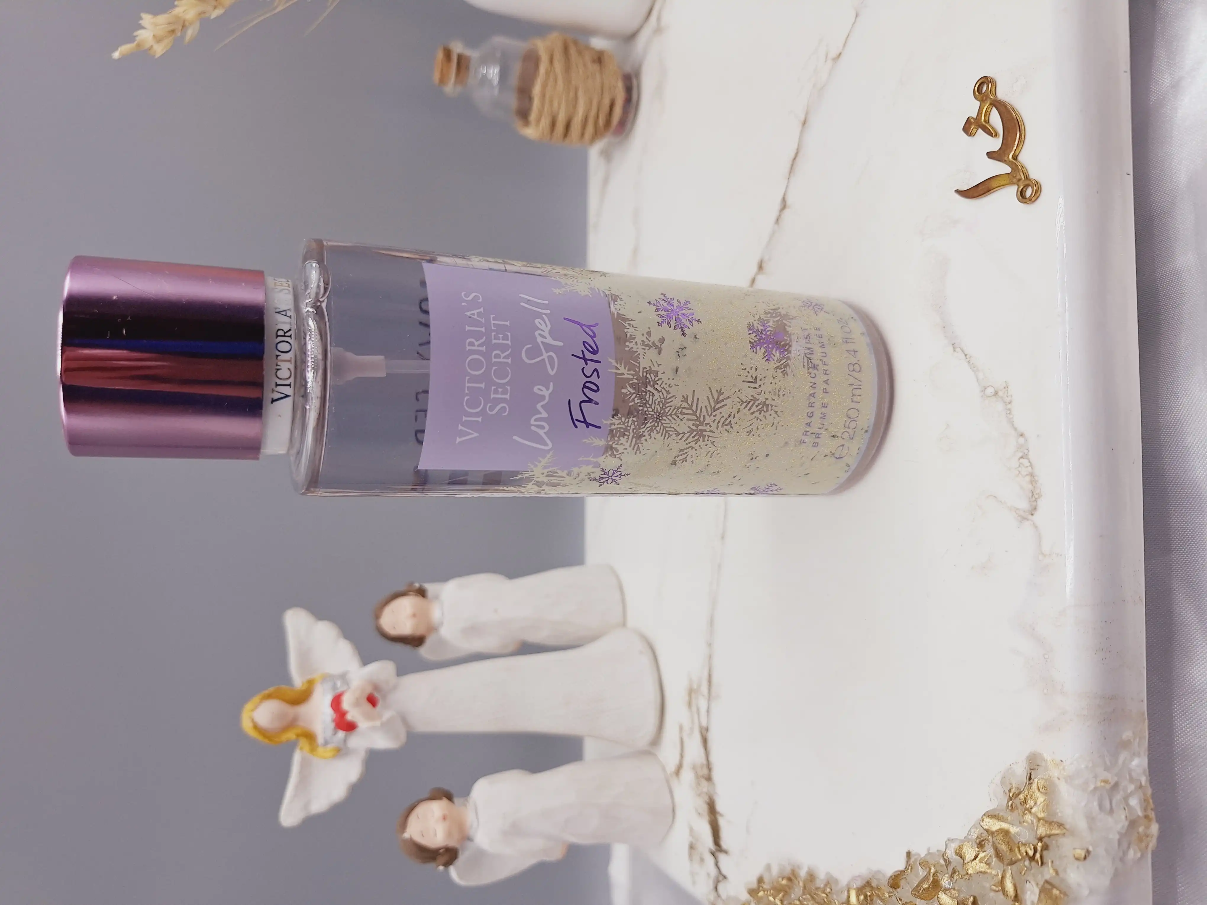 بادی اسپلش 250 ml ویکتوریا سکرت مدل Love Spell Frosted اورجینال