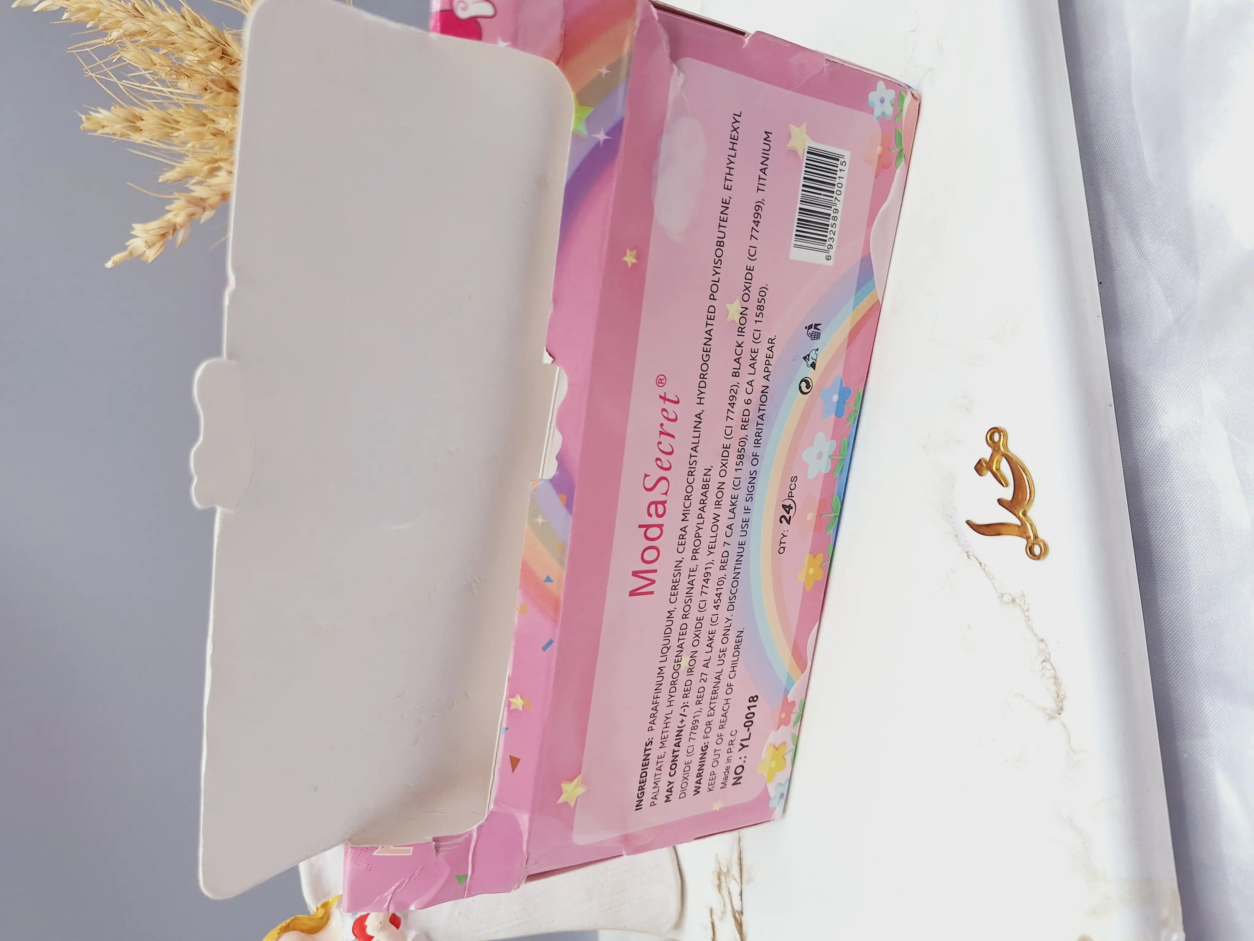 لیپ گلاس گیلیتری آویز دار طرح کیتی کد YL_0018