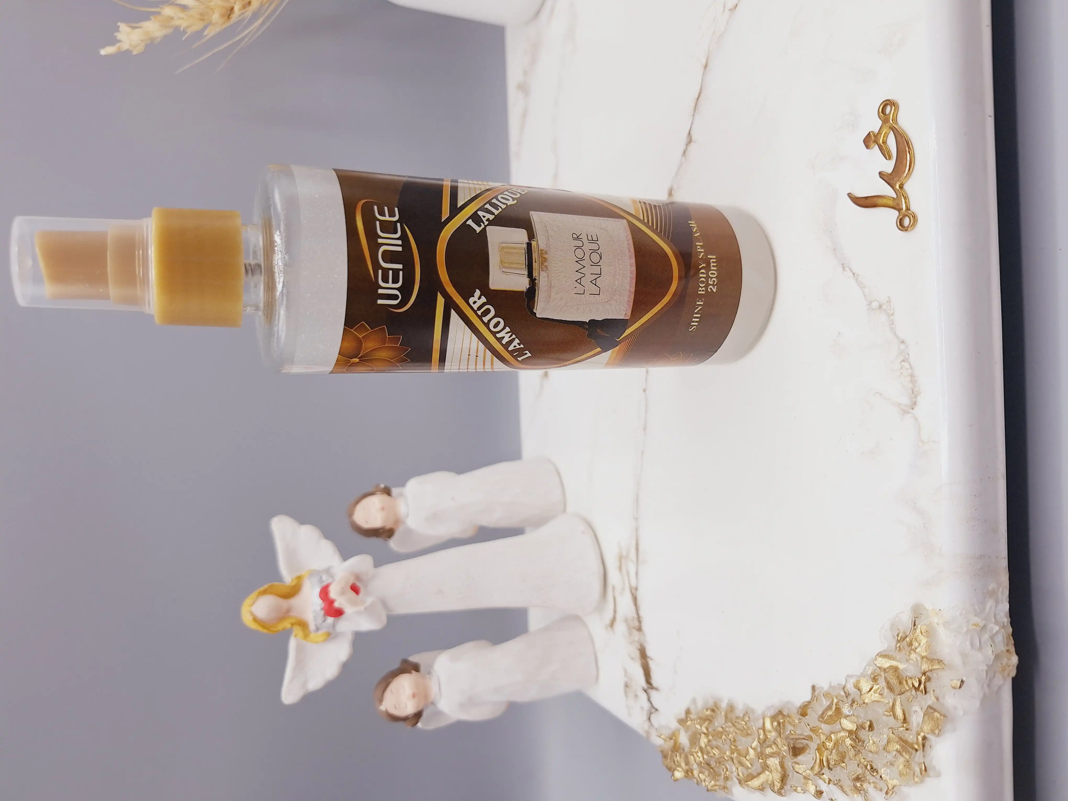 بادی اسپلش شاین دار ادکلنی سایز بزرگ ونیز VENICE رایحه L'AMOUR LALIQU