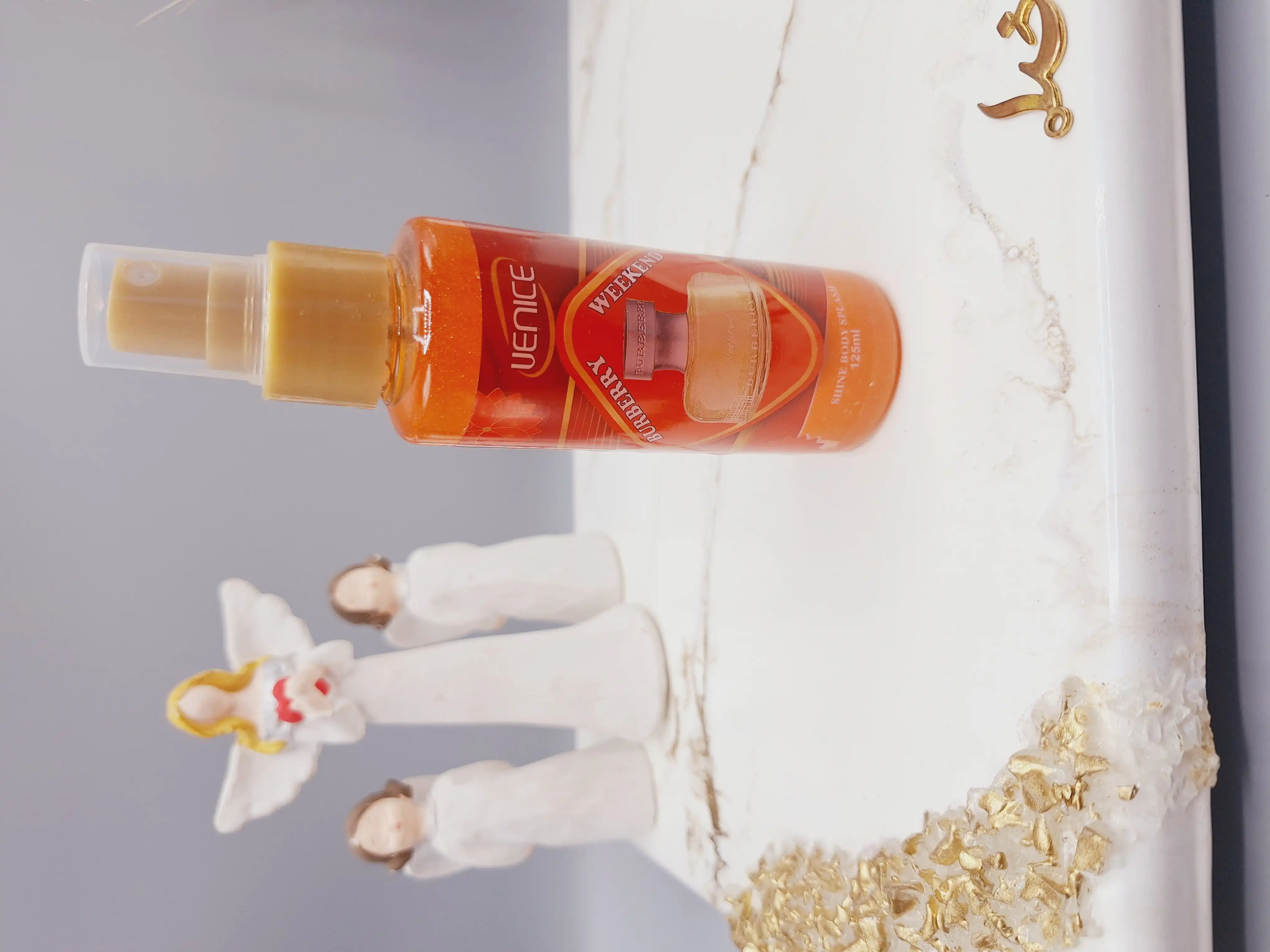 بادی اسپلش شاین دار ادکلنی سایز کوچک ونیز VENICE رایحه URBERRY WEEKEND