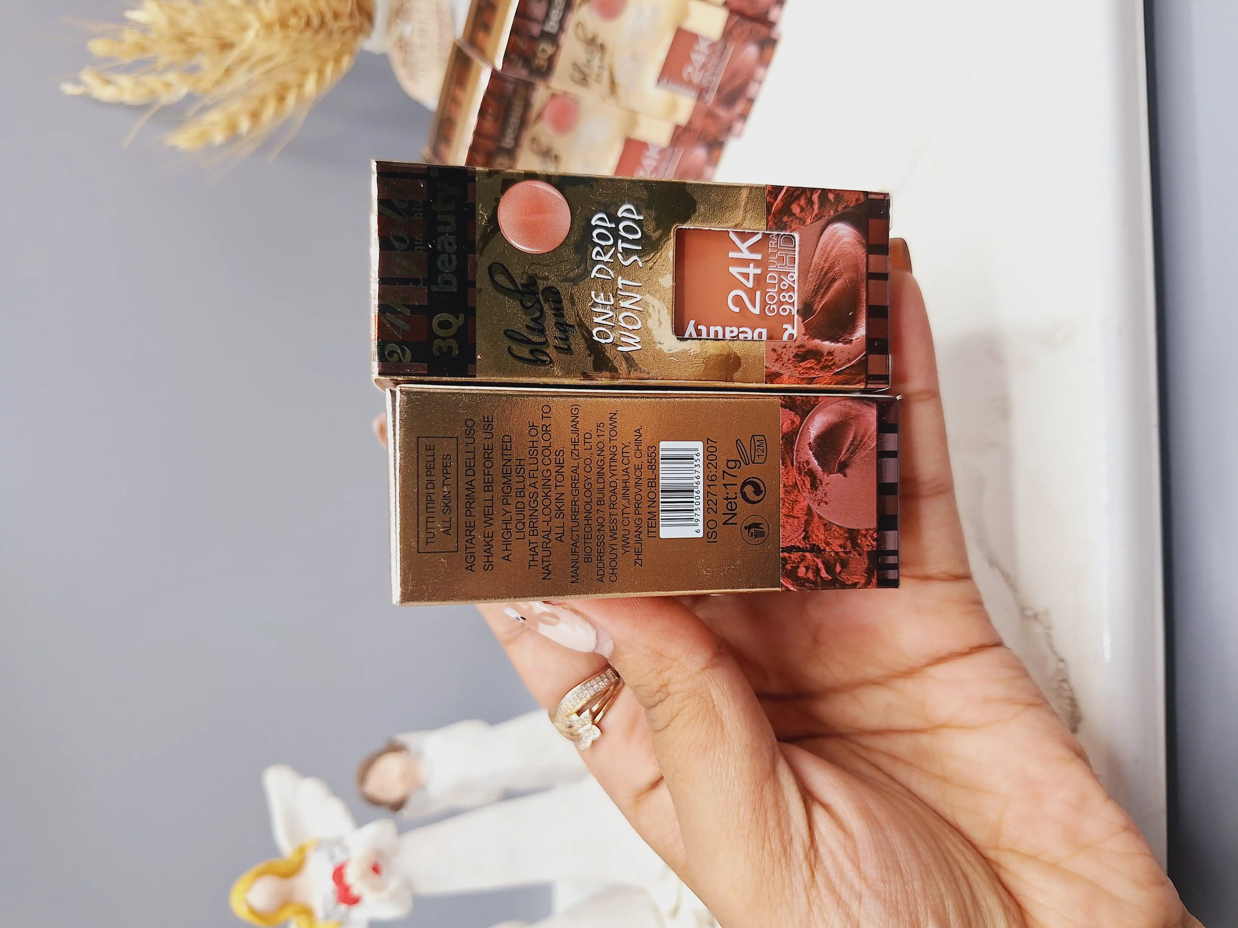 رژگونه مایع زیبای طلای 24 عیار برند 3Q‏ بیوتی کد BL_8553