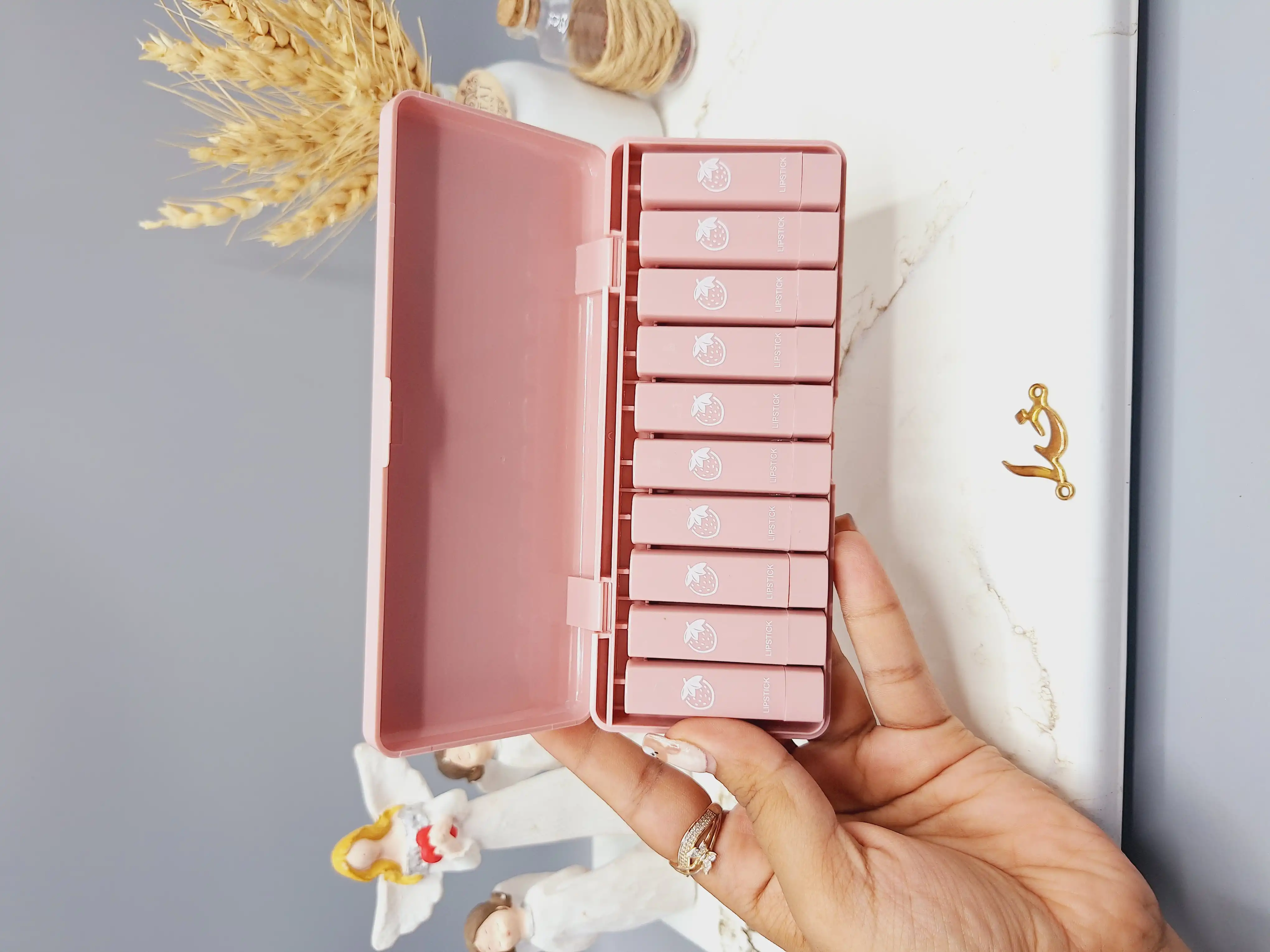 پک رژ لب جامد مینی توت فرنگی برند دراگون رانی کد 2379