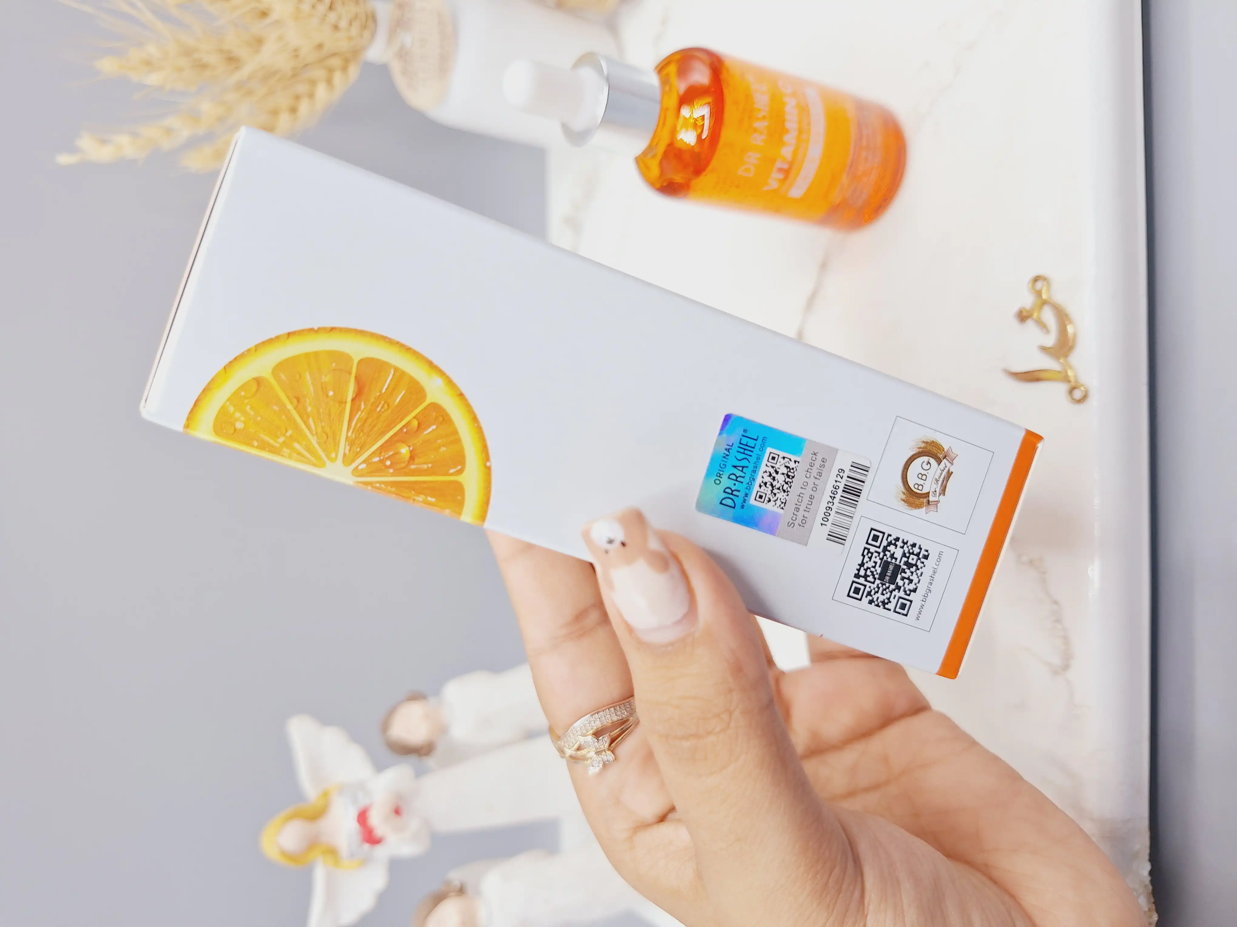 سرم صورت ویتامین سی آبرسان قوی پوست و روشن کننده برند دکتر راشل اصلی کد 1431