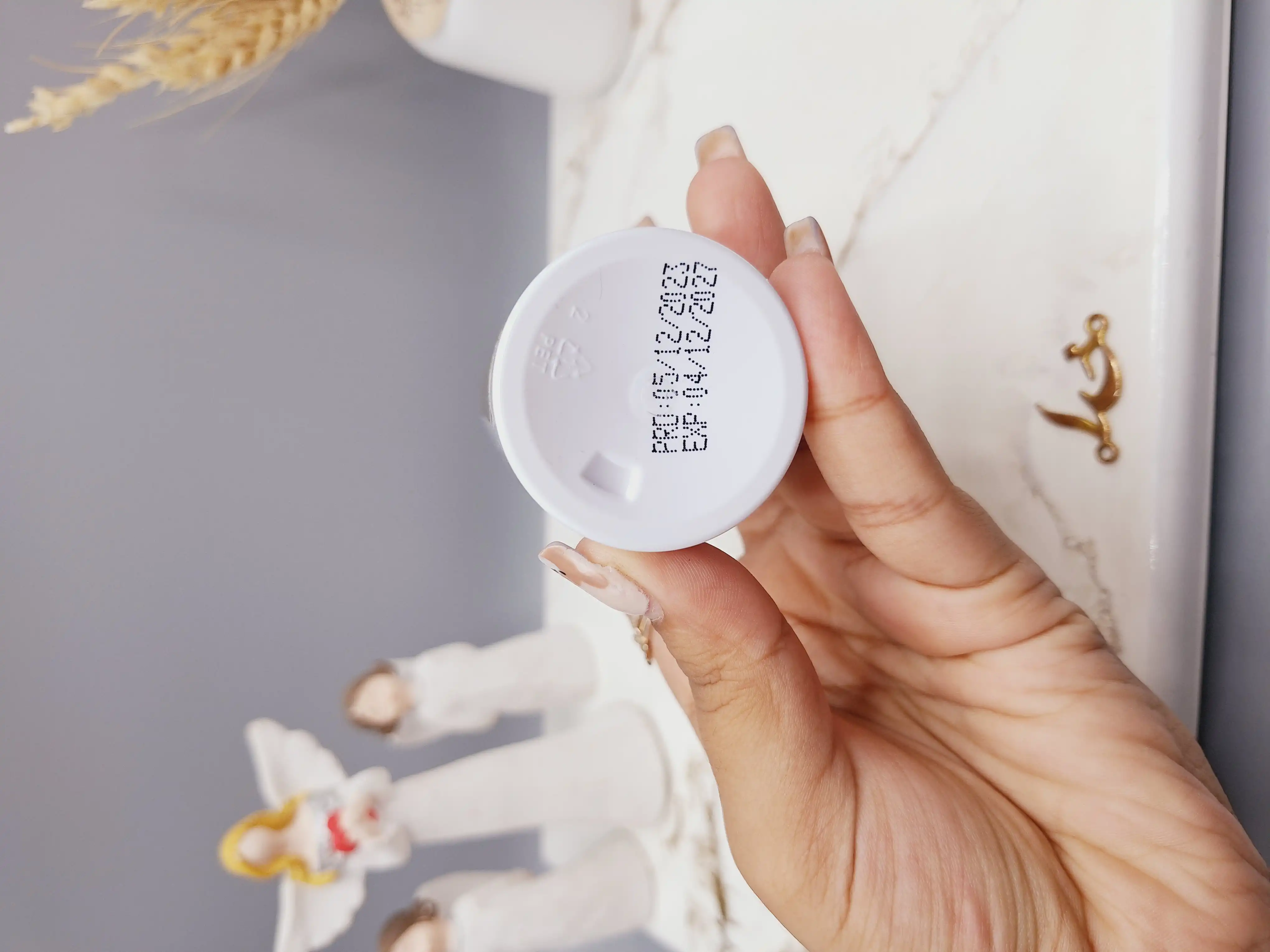 اسپری مو روغن آرگان و انواع پروتین  مناسب برای درخشان کننده و صاف کنندگی مو برند Potosolo کد p-8003