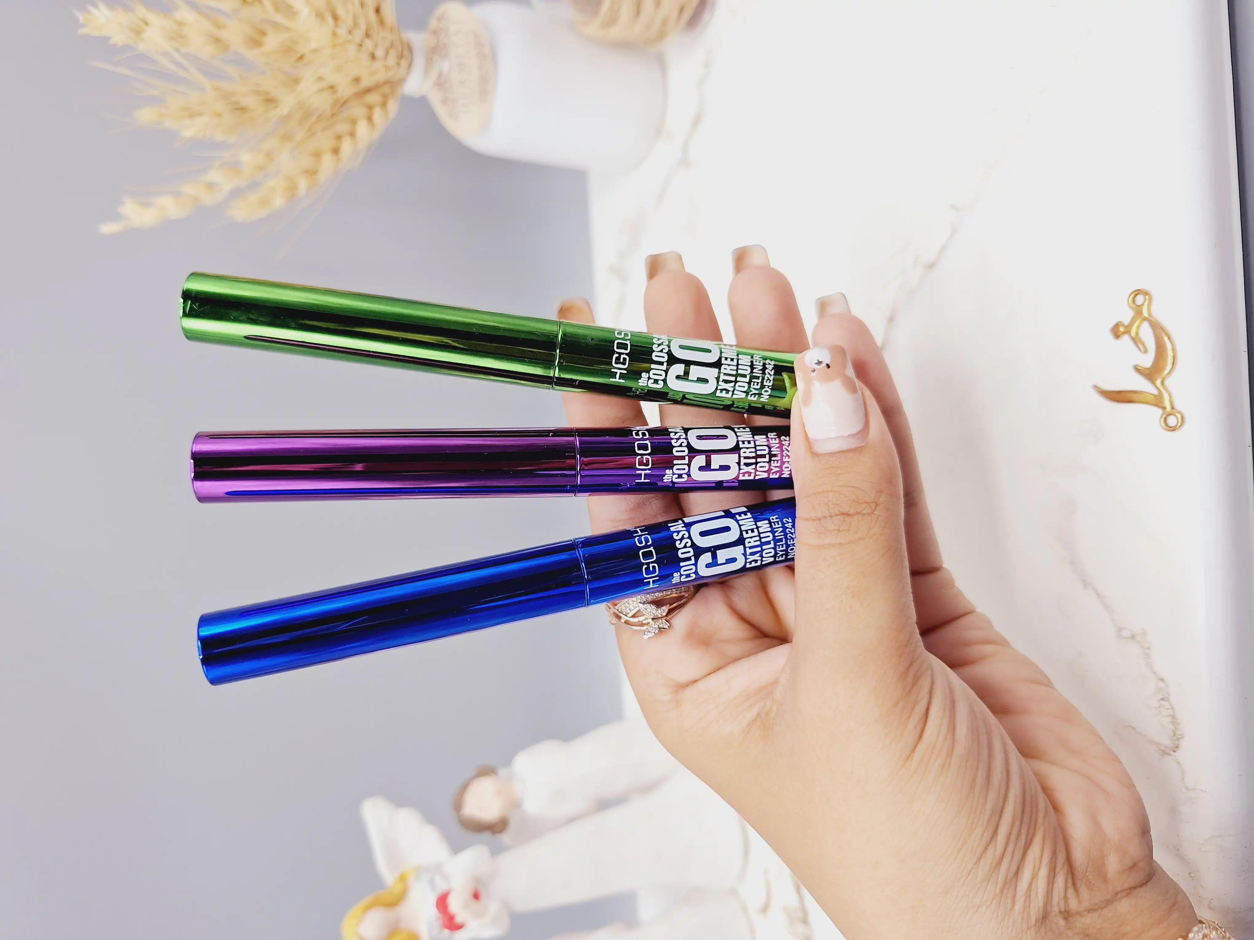 خط چشم مویی مشکی مدل استوانه ای برند گاش کد 70010