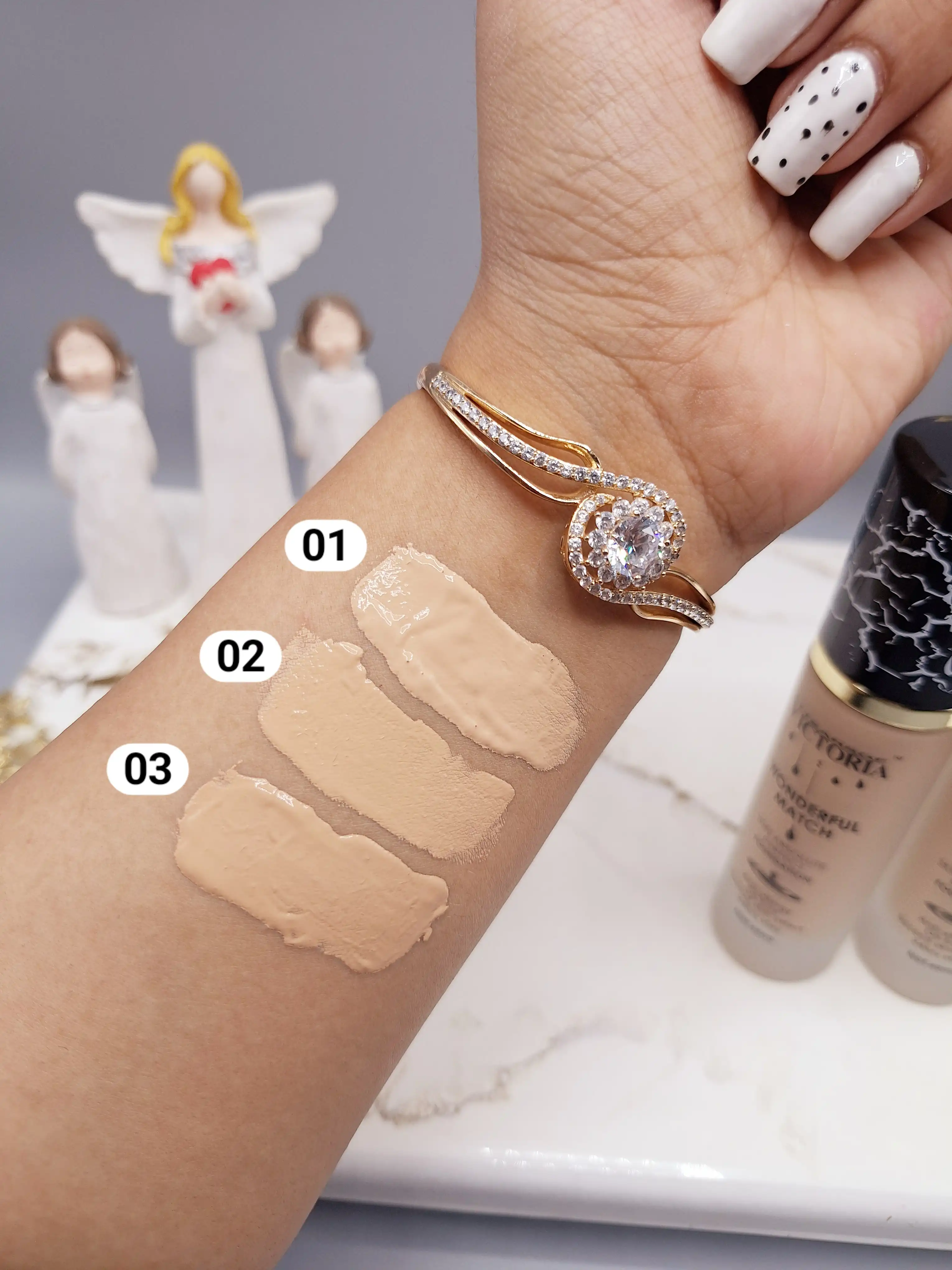 کرم پودر 24 ساعته کاور بالا ویکتوریا کد 5391