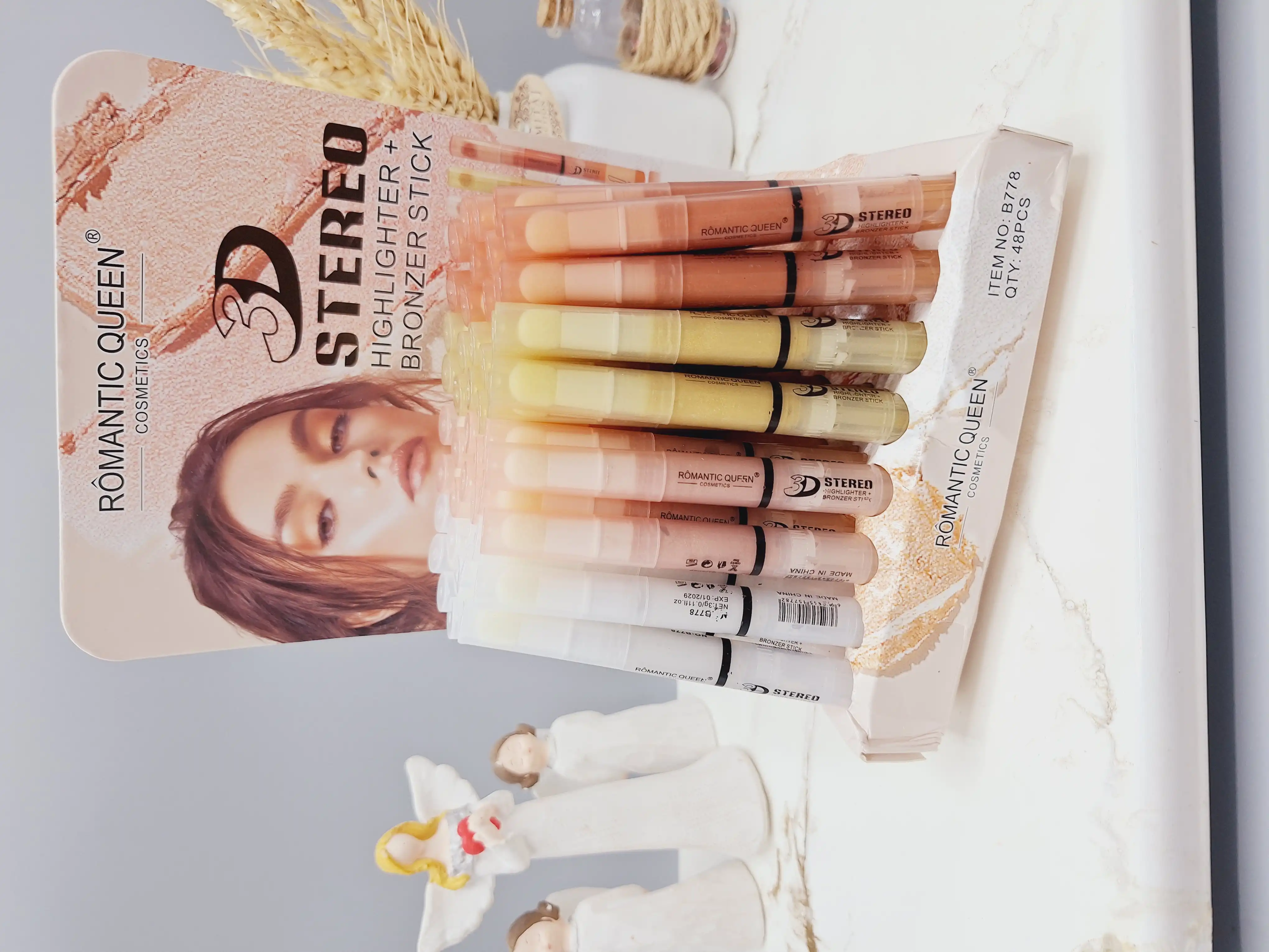 هایلایتر چشم قلمی پد دار برند ROMANTIC QUEEN کد 8778