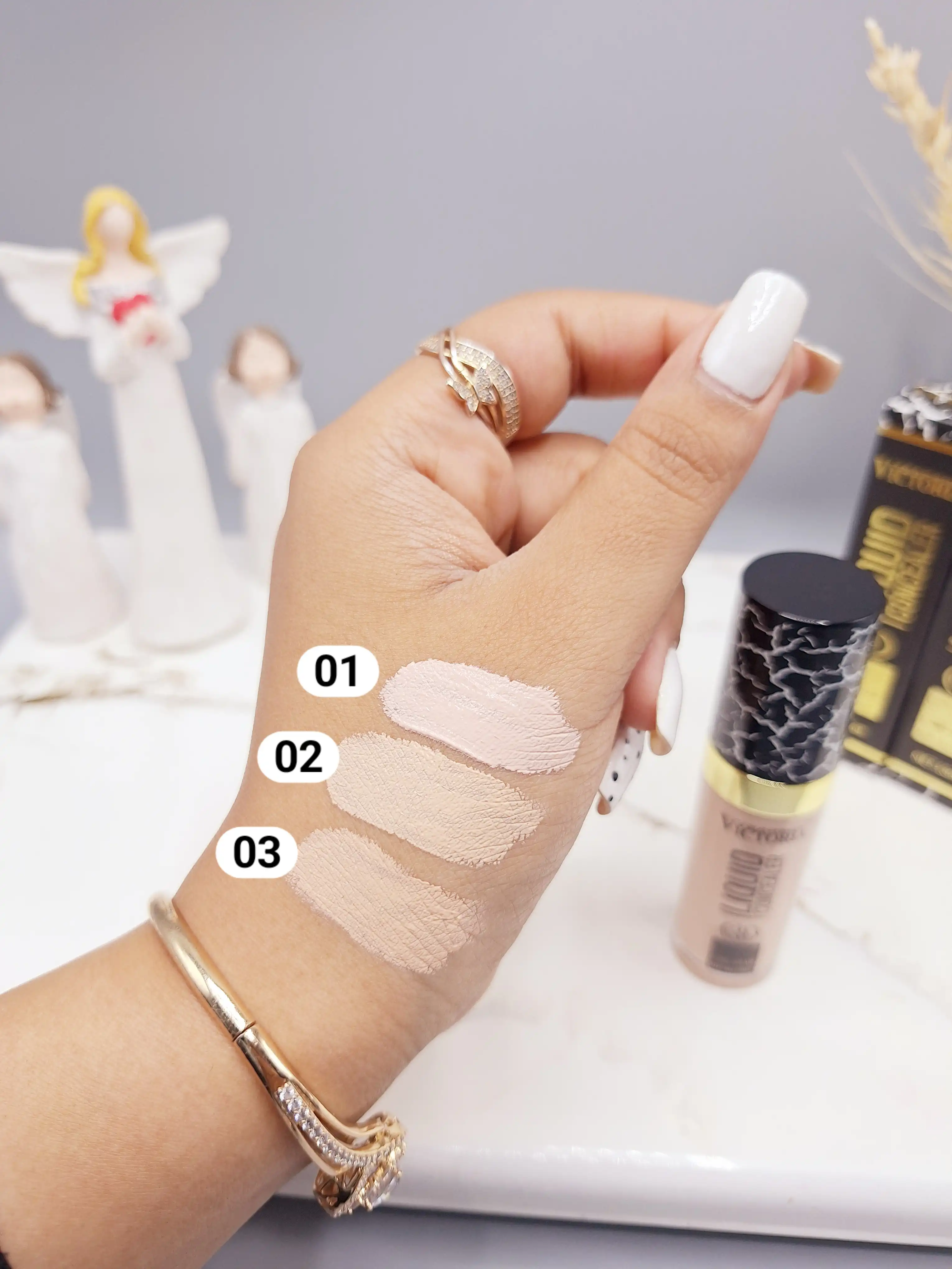 کانسیلر زیر چشم 24 ساعته فوق العاده برند VICTORIA کد 1208,02