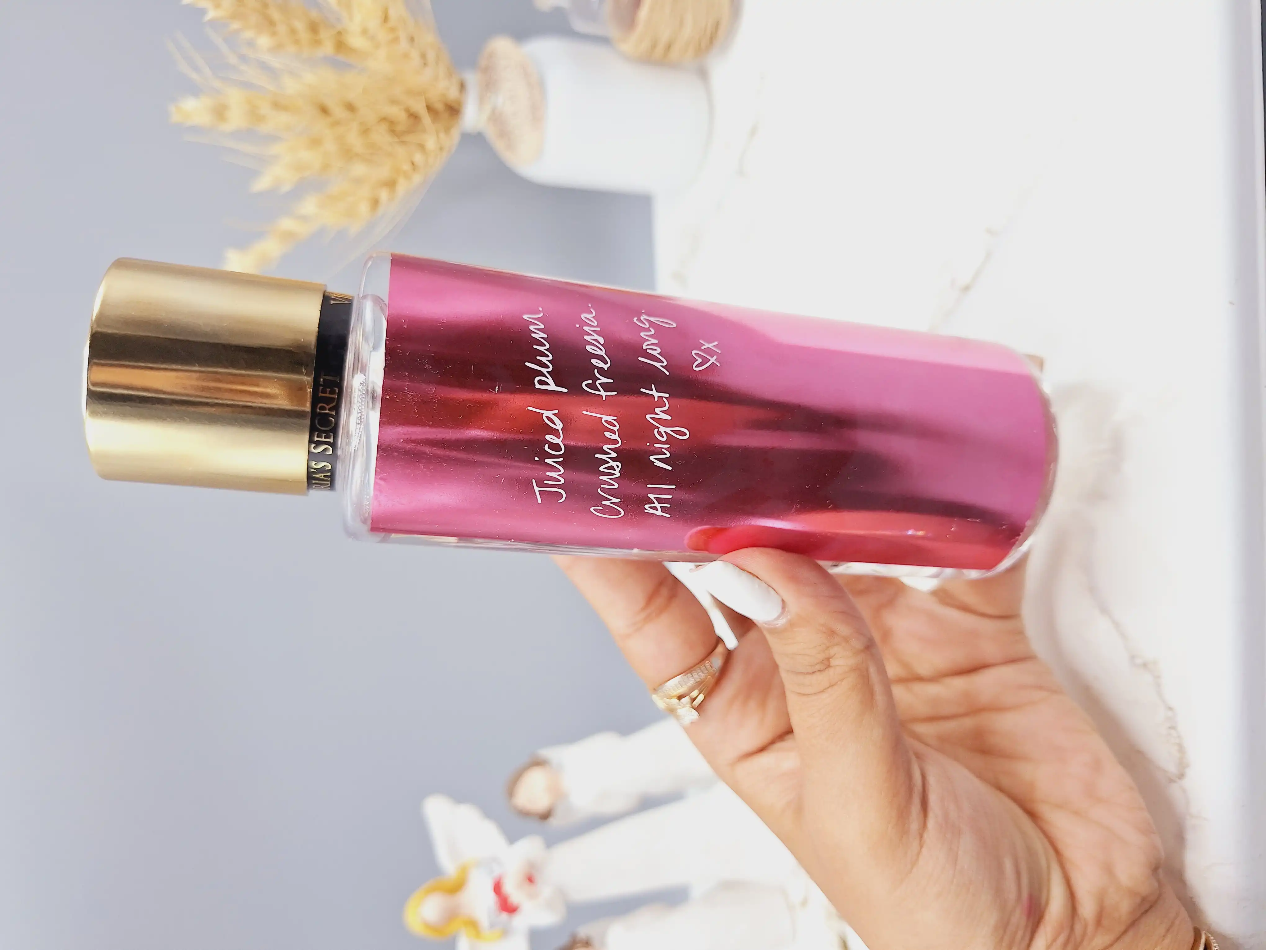 بادی اسپلش 250 ml شاین دار ویکتوریا سکرت مدل Pure Seduction اورجینال