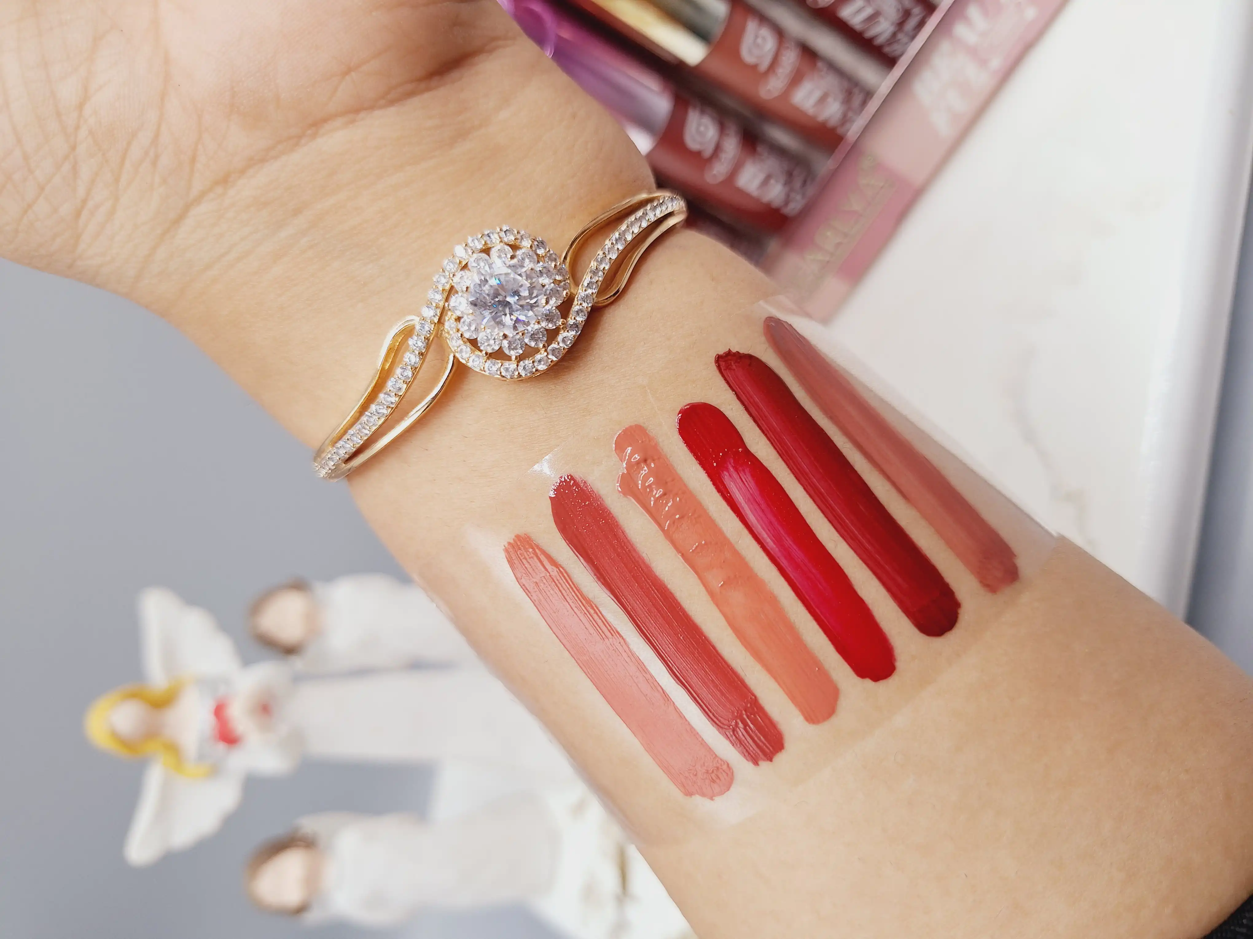 پک 6 تایی رژ مایع برند QEARLYA کد 7171