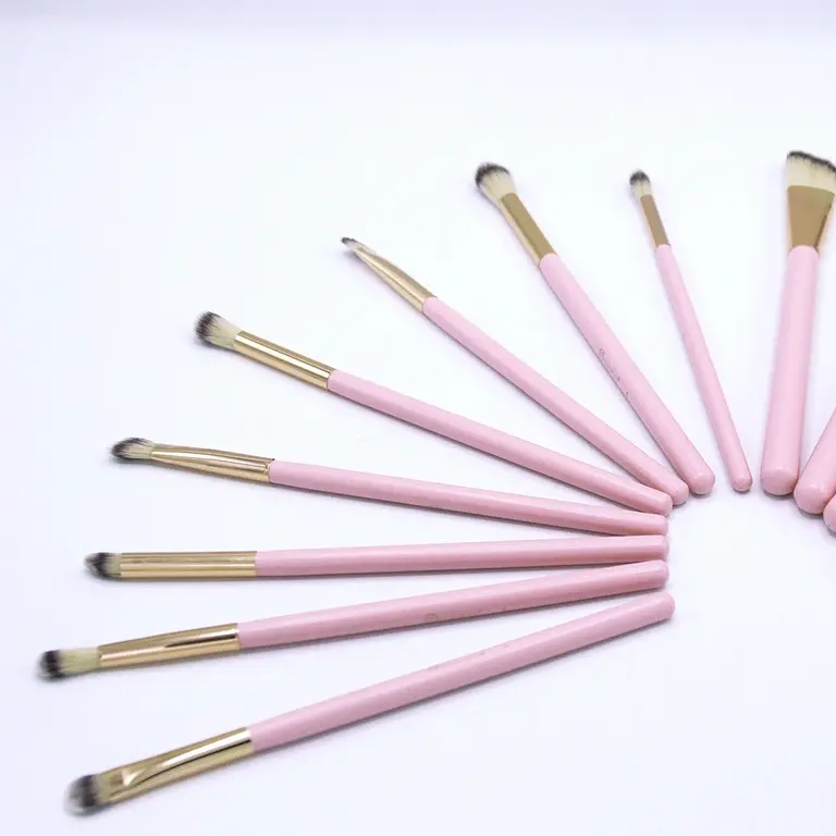 ست براش 12 عددی بی اچ کازمتیکس به همراه استند مکعبی چهل تیکه