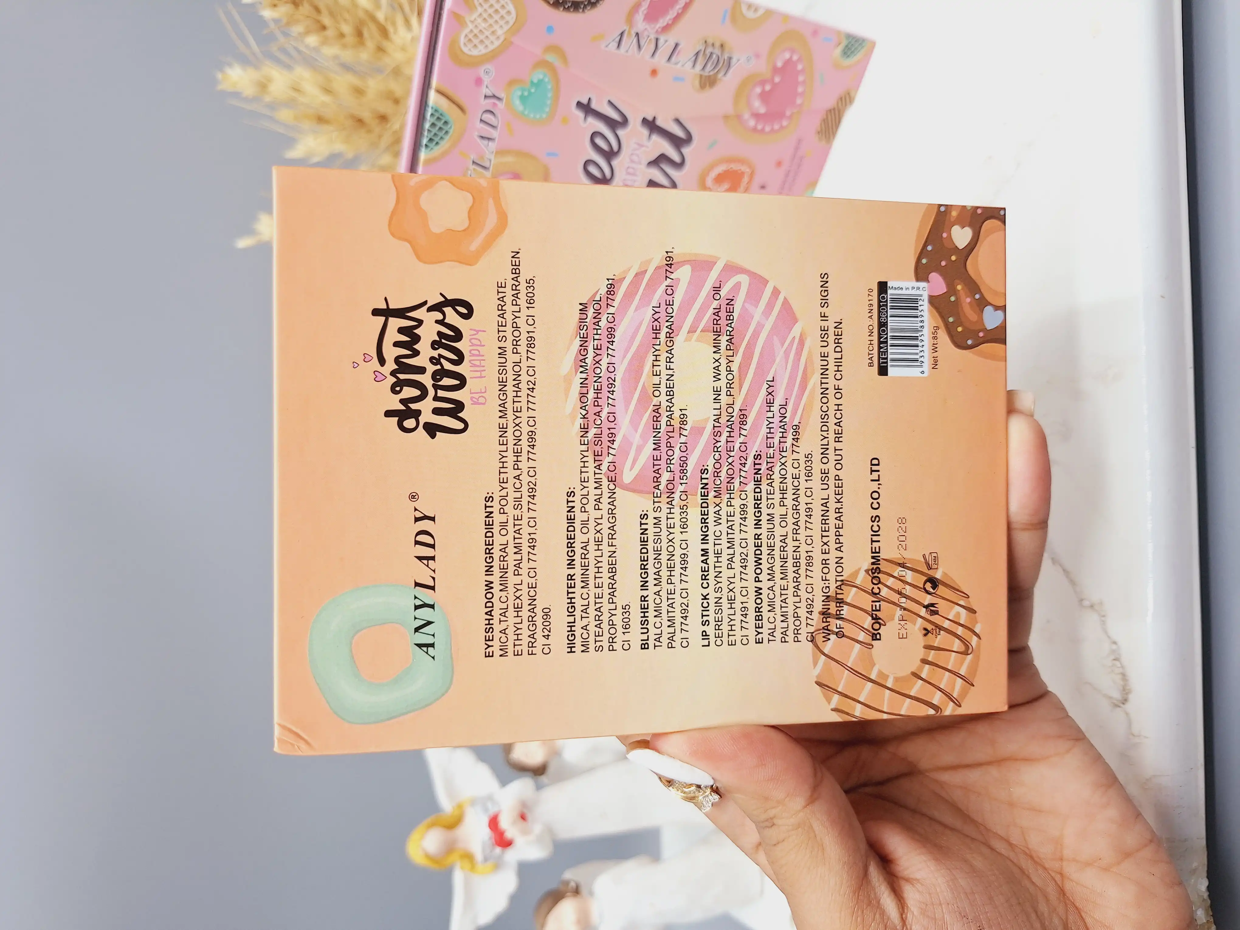 پالت سایه آنالیدی طرح دونات برند ANYLADY کد 8601Q