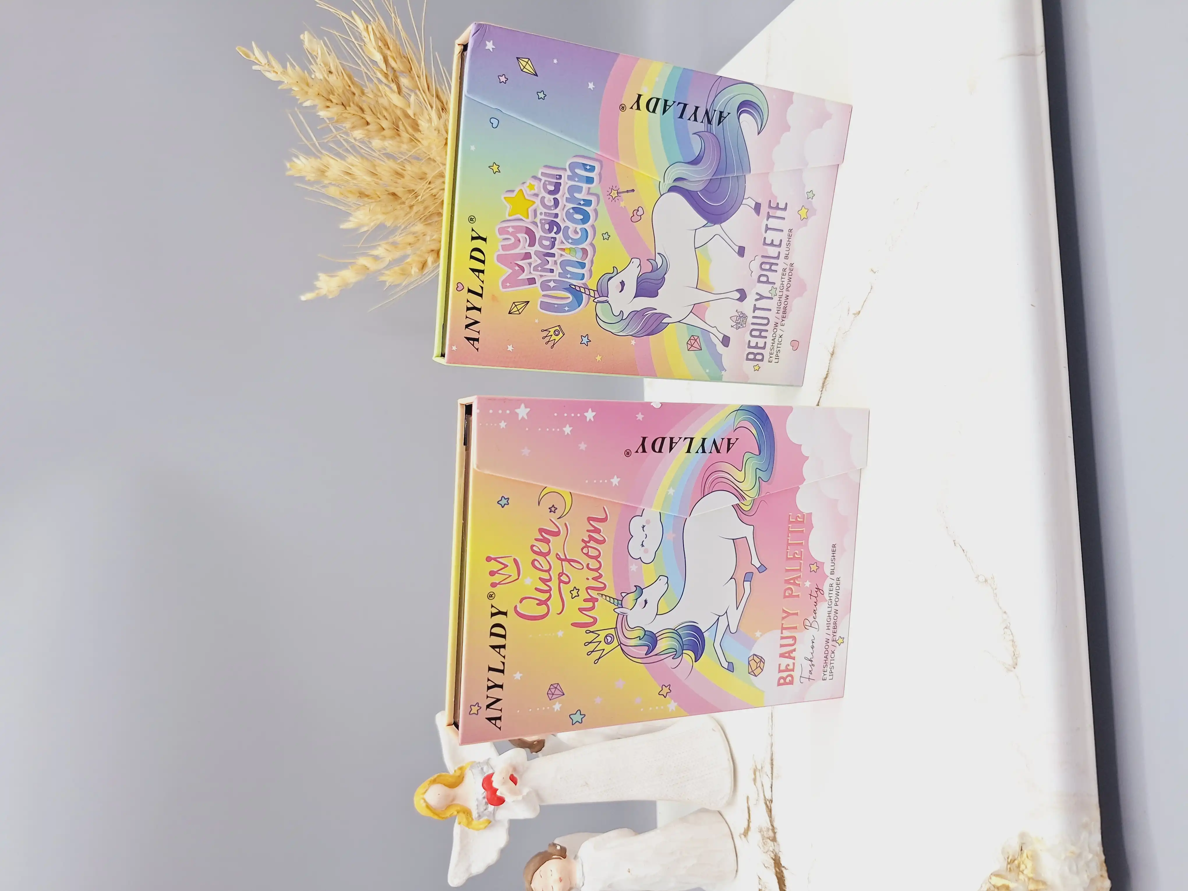 پالت سایه آنالیدی طرح اسب تک شاخ برند ANYLADY کد 8602O