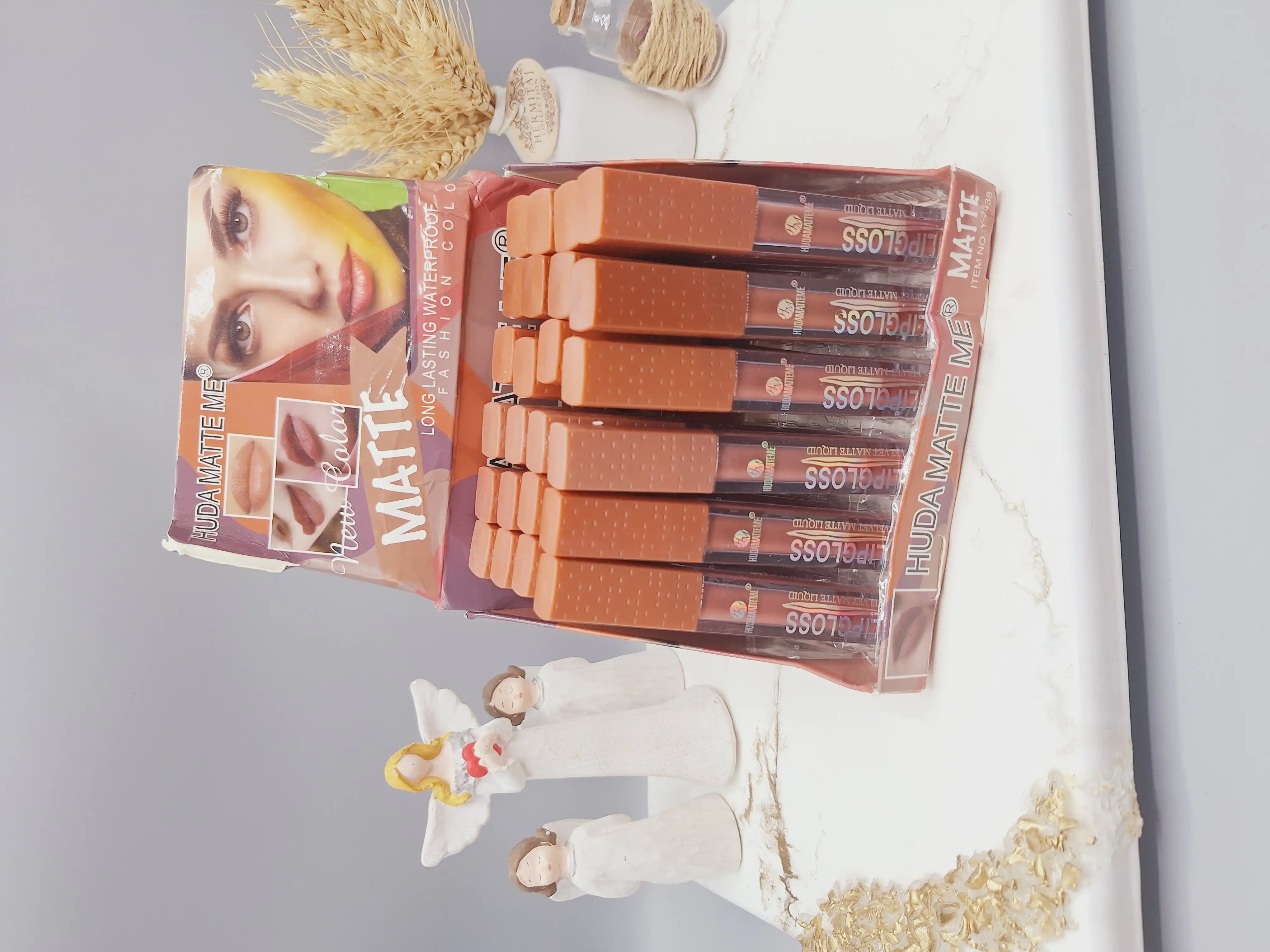 پک 6 تایی رژ مایع خوش رنگ نود برند HUDA MATTE ΜΕ کد 2538