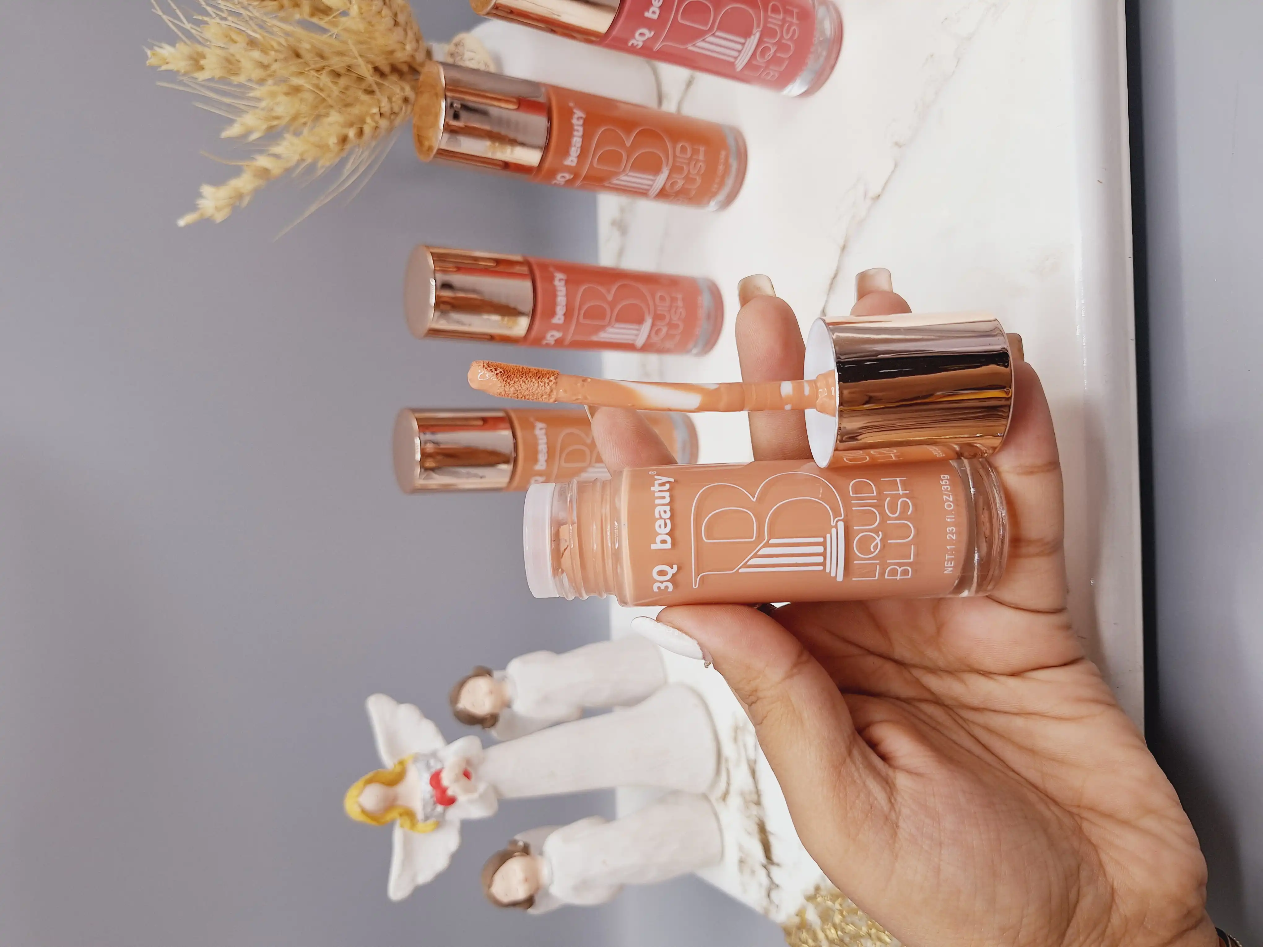 رژ گونه مایع زیبا استوانه ای برند 3Q‏ بیوتی کد NO:BL-8555