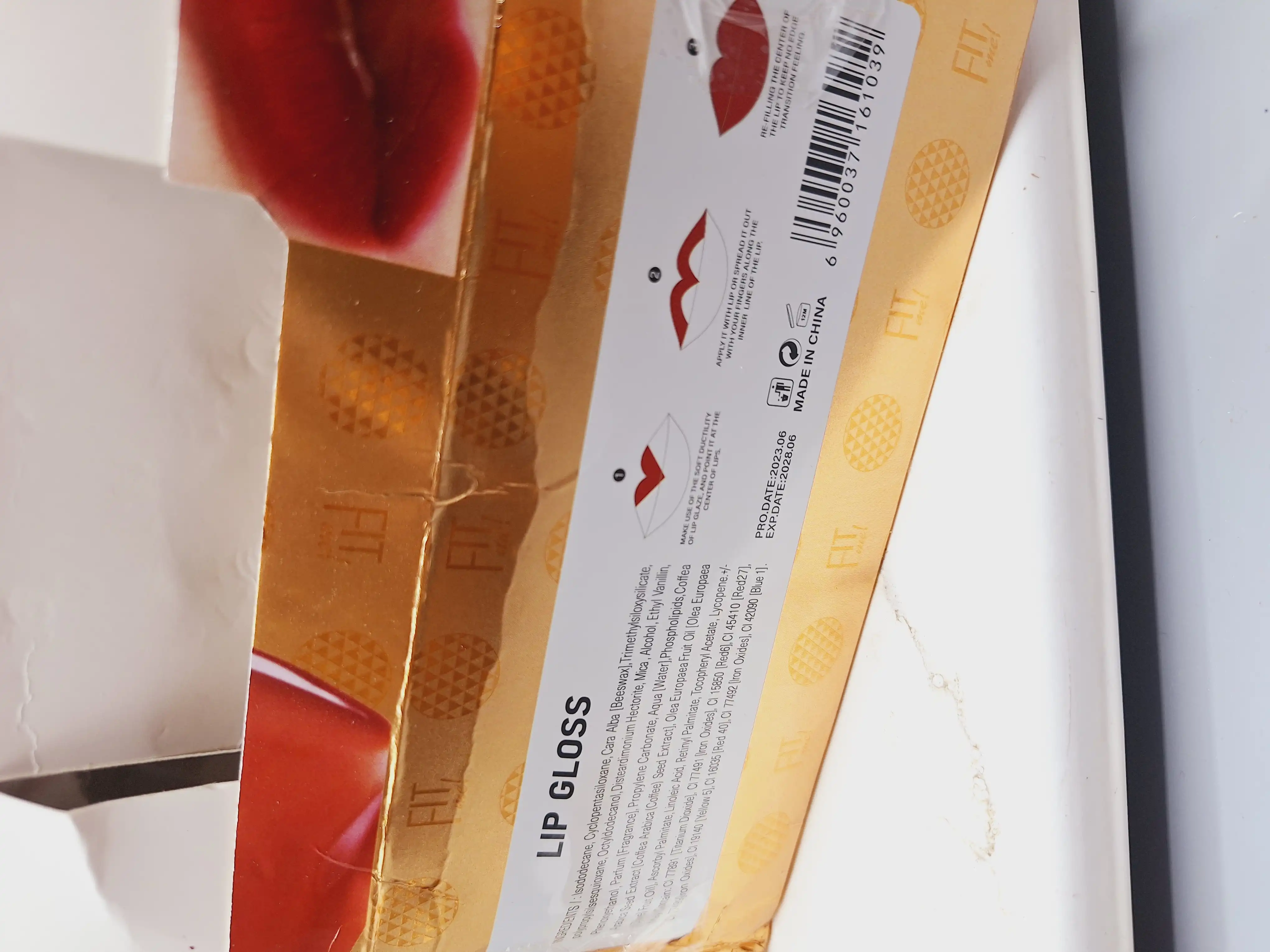 پک 6 تایی رژ مایع سر الماسی برند QOIDEN ROSE کد 5649