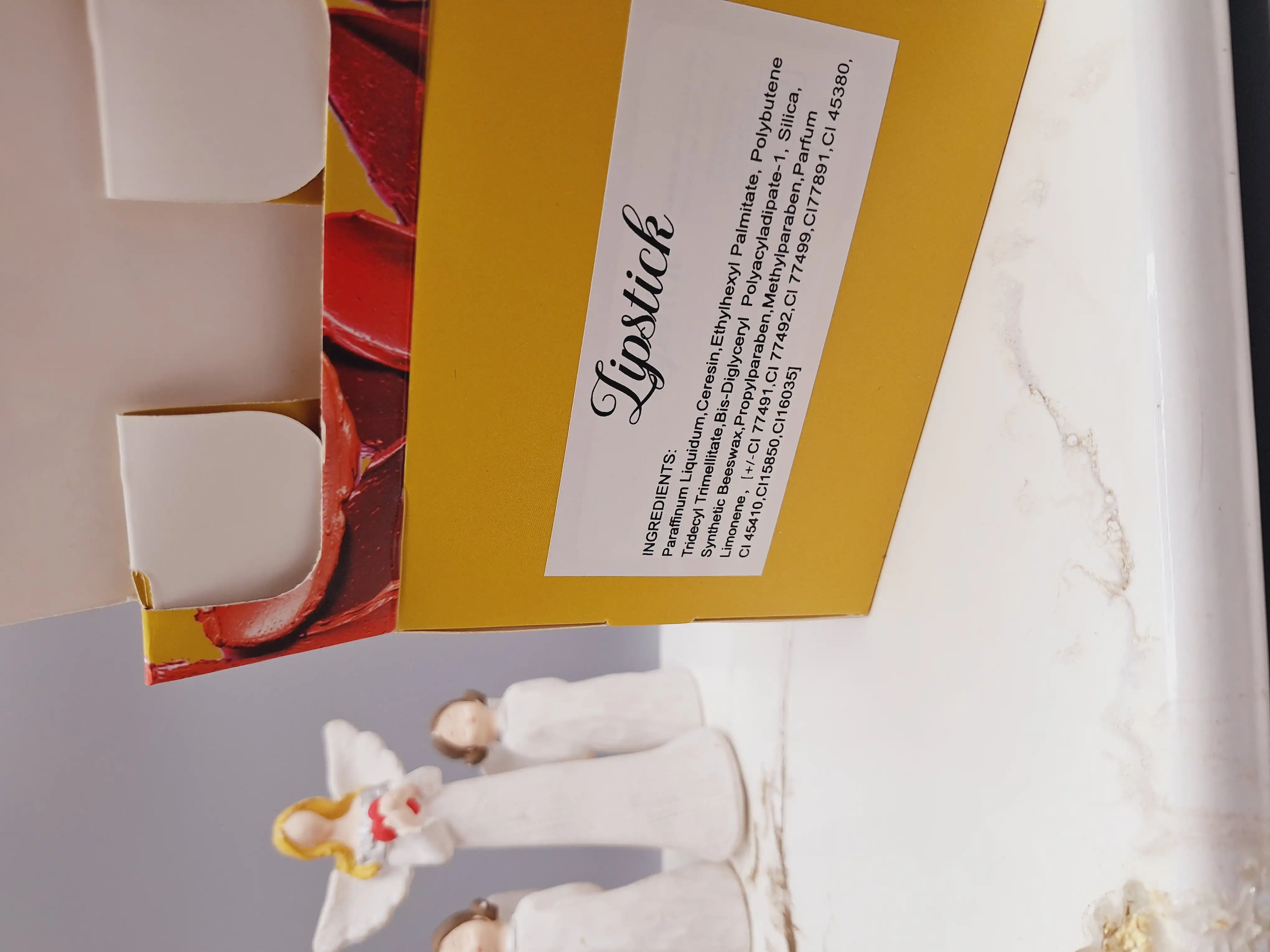 پک 6 تایی رژ جامد مدل پیچی برند ویولتVersai پوکه طلایی کد 2301