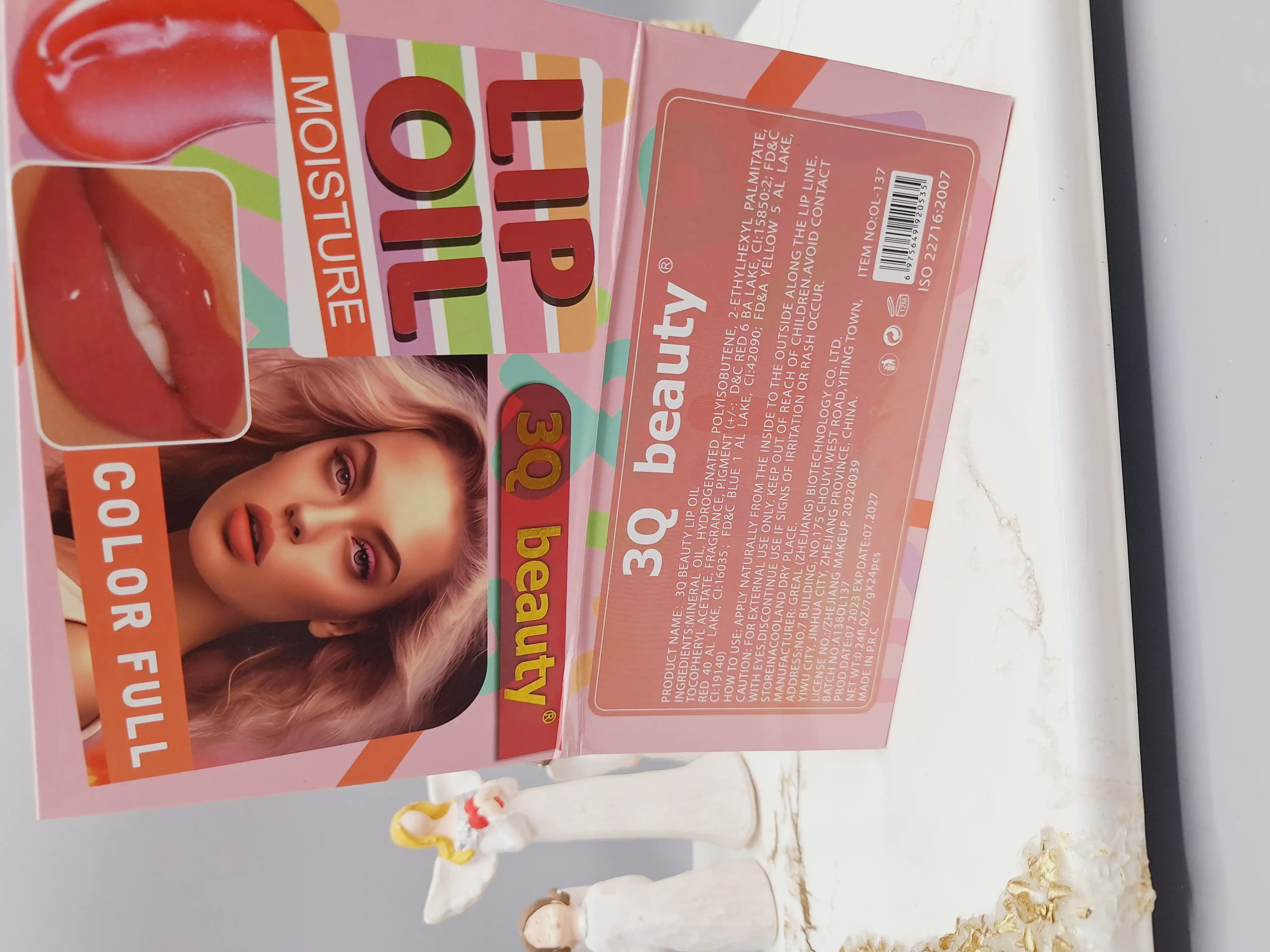 لیپ گلاس حرارتی فوق العاده زیبا برند 3Q beauty استوانه ای کد NO:OL-137