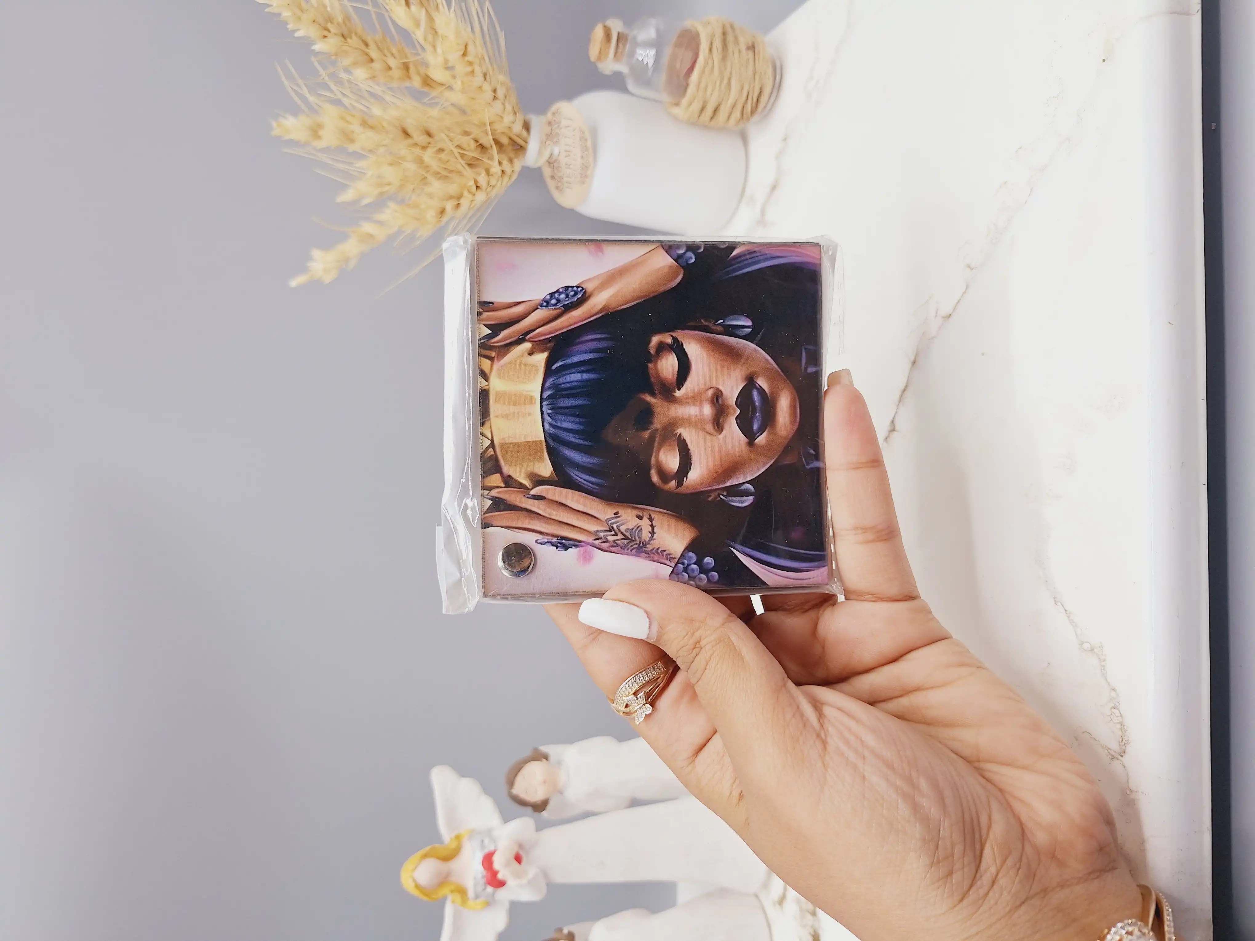 آینه مربعی طرح دختر مدلینگ